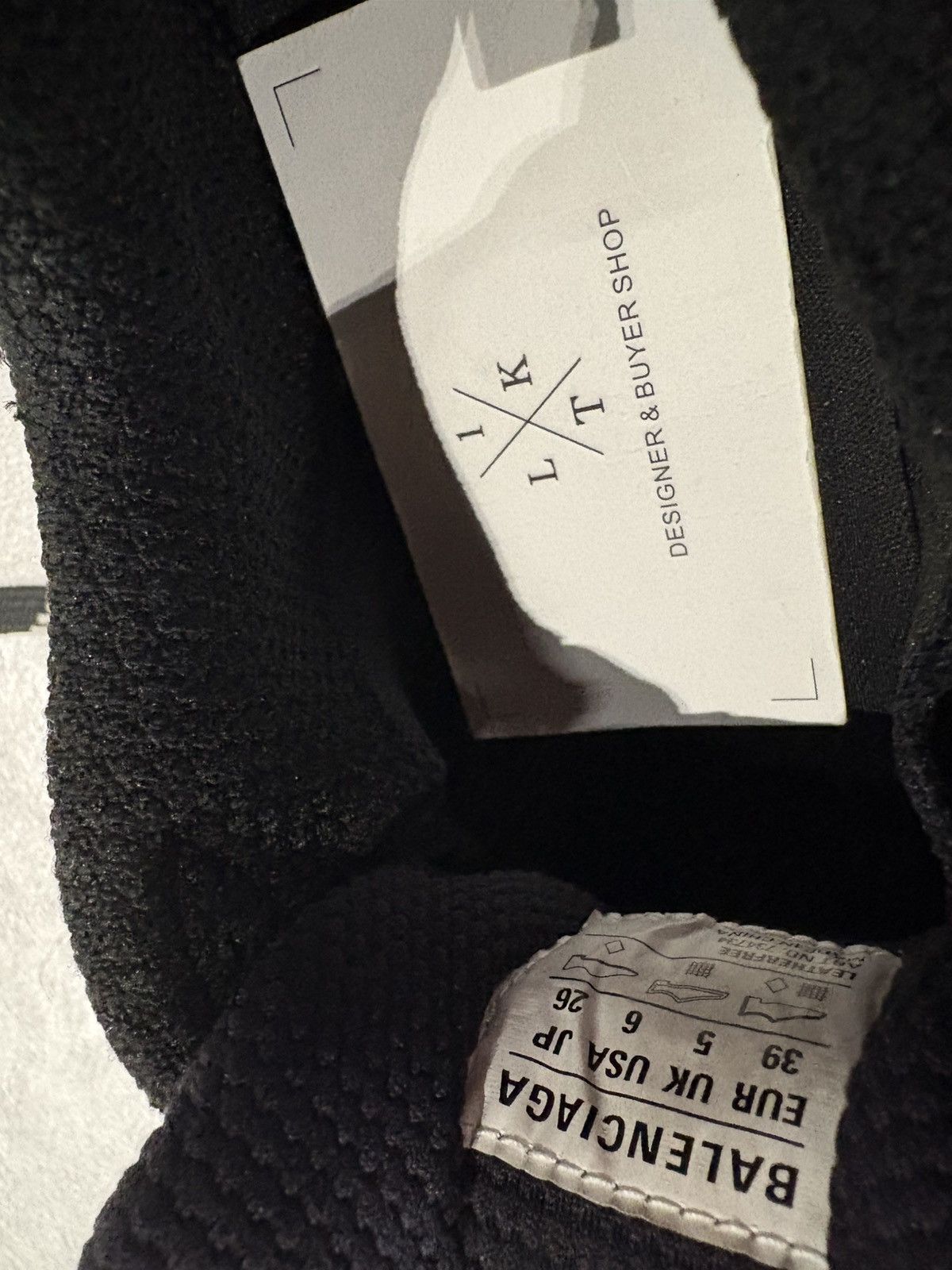 Balenciaga Balenciaga Track 1.0 running sports casual low-top dad shoes Size US 6 / EU 39 - 6 Thumbnail