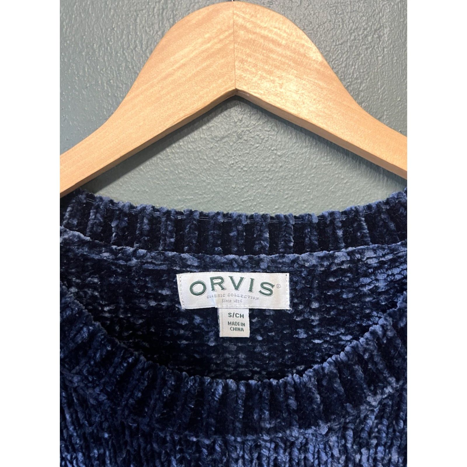 Orvis Orvis Womens Velour Sweatshirt Blue Long Sleeve Pullover Crew Neck Size Small Size S / US 4 / IT 40 - 3 Thumbnail