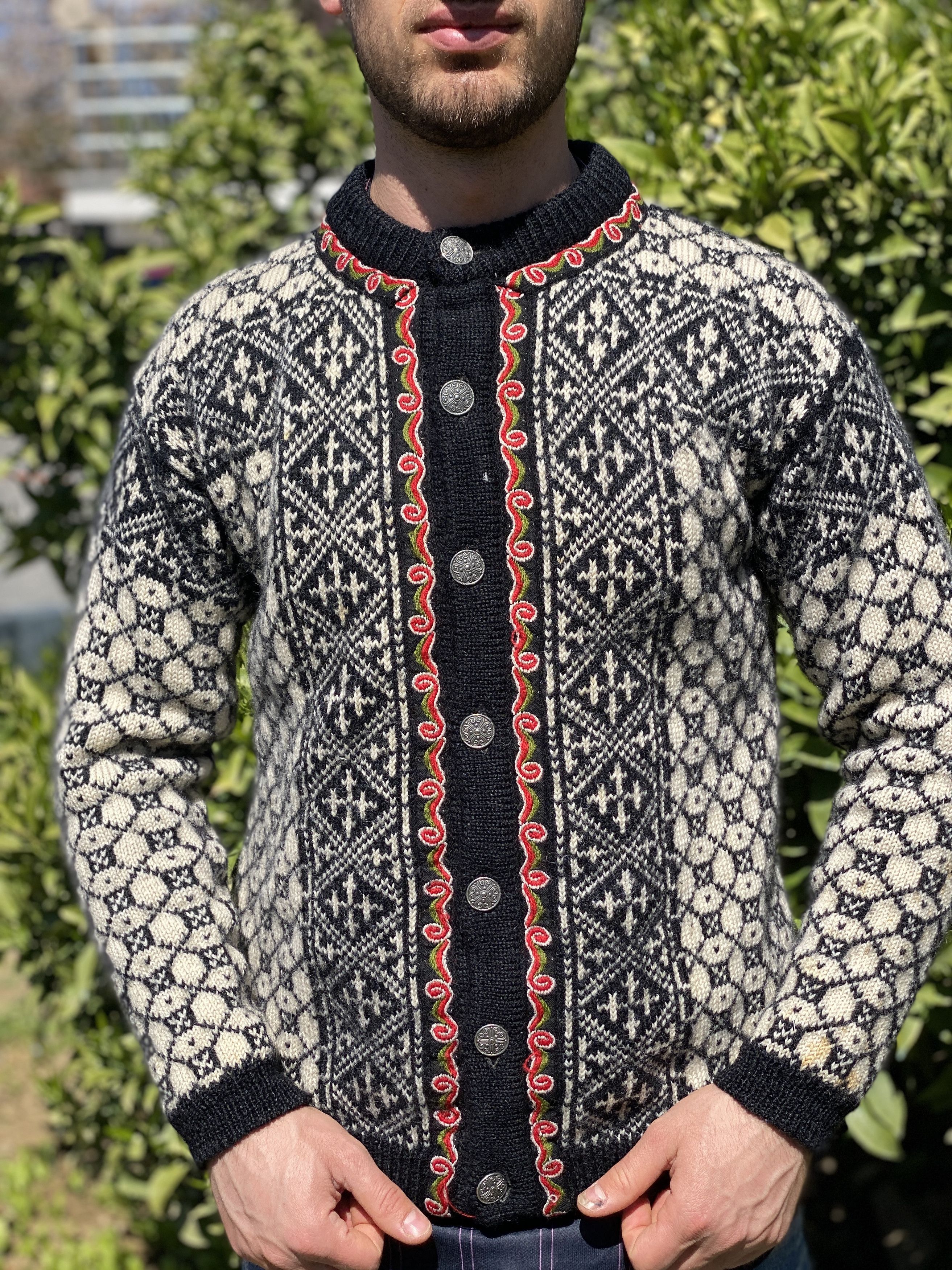 Dale Of Norway Cardigan Dale Of Norway Winter HandCrafted Slim Fit Size M Size US M / EU 48-50 / 2 - 3 Thumbnail