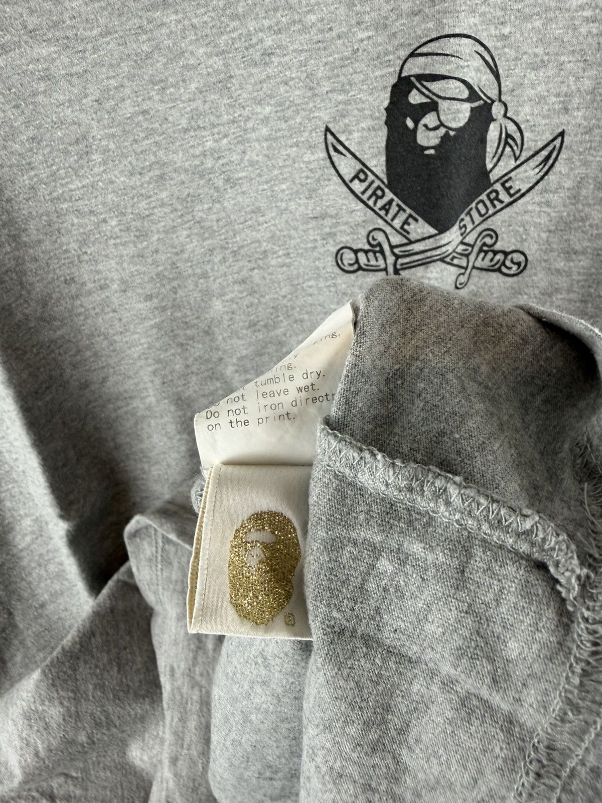 Bape Bape Pirates Logo Print Tee Size US M / EU 48-50 / 2 - 8 Thumbnail