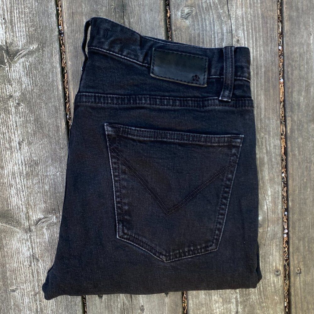 John Varvatos John Varvatos USA Jeans Size 32 Gray Black Size US 32 / EU 48 - 1 Thumbnail