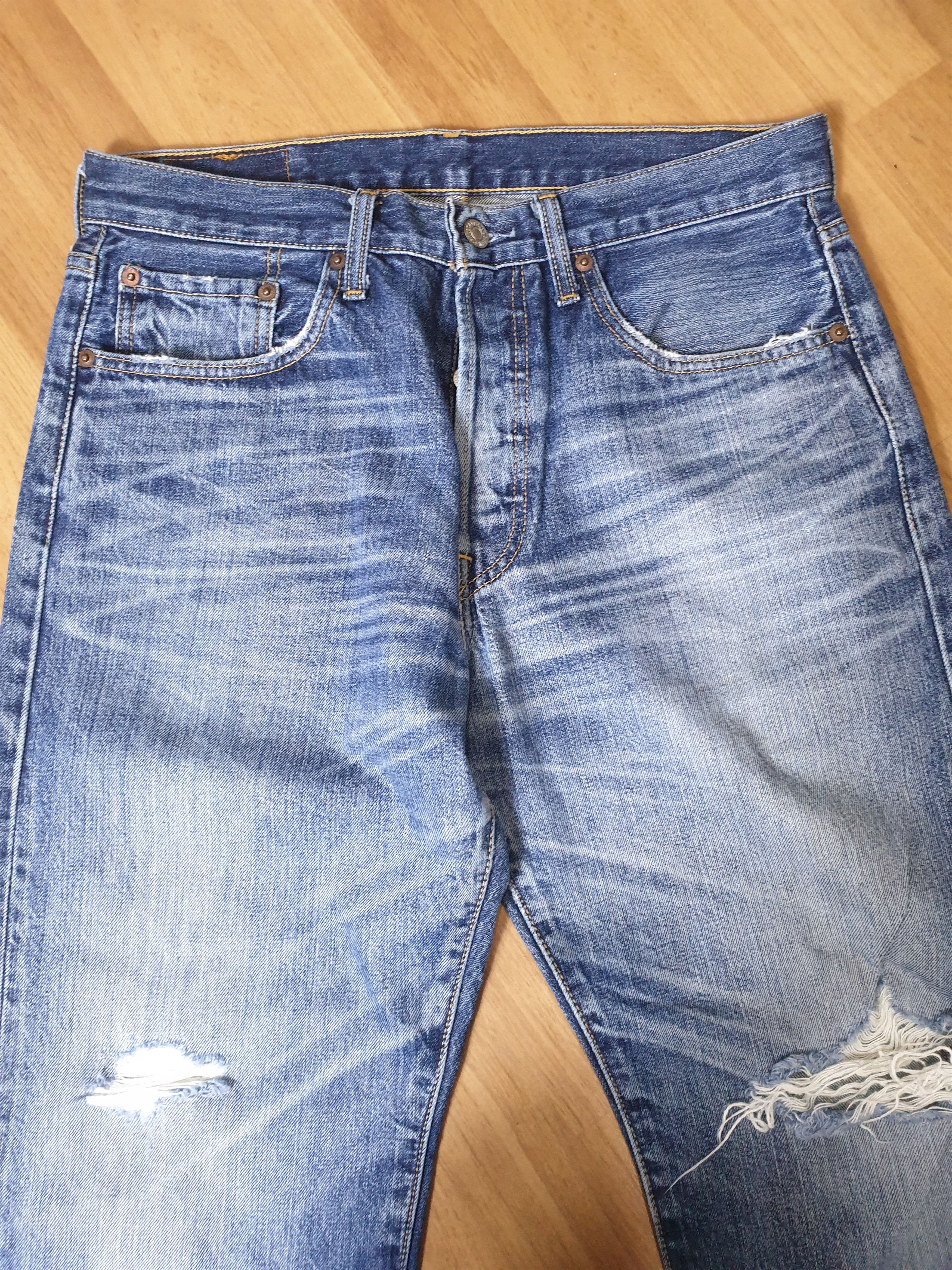 Levi's Levi's 501 Vintage Style Distressed Light Wash Blue Size US 32 / EU 48 - 5 Thumbnail