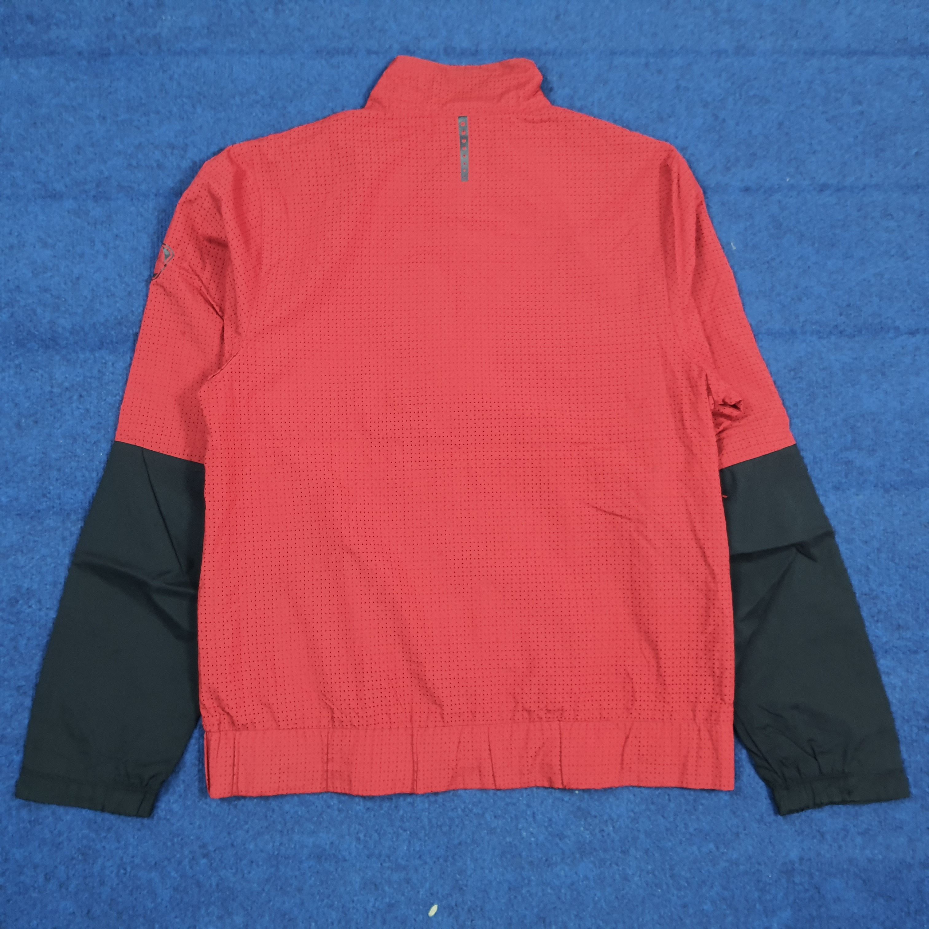 Nike Y2K Manchester United Nike AIG Training Shell Jacket C302N15 Size US S / EU 44-46 / 1 - 3 Thumbnail