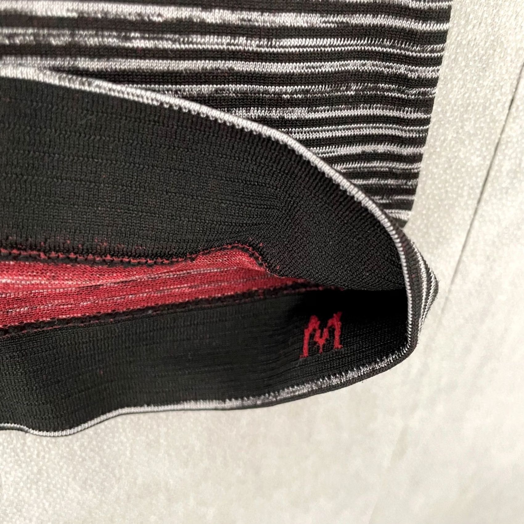 Lululemon Lululemon Shirt Polo Adult Medium M Black Red Metal Vent Tech Short Sleeve Mens Size US M / EU 48-50 / 2 - 7 Thumbnail