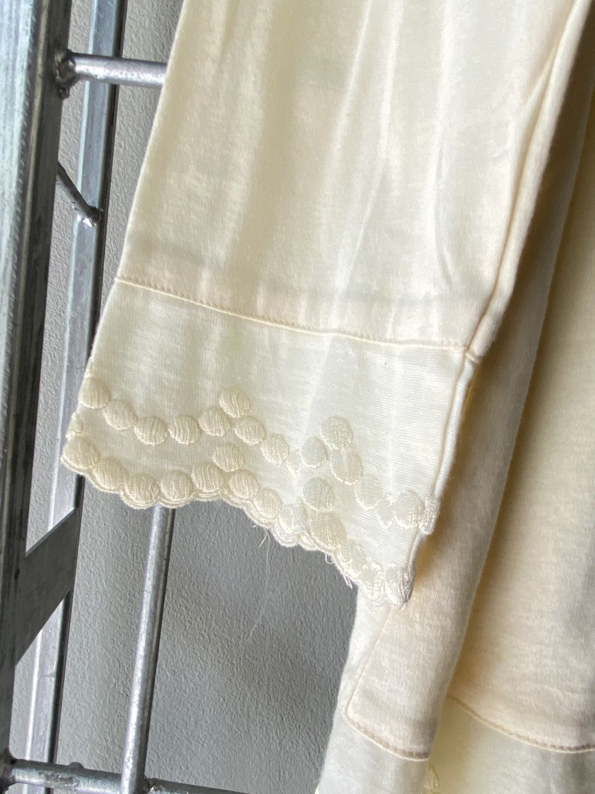 Dior Christian Dior Yellow Lace-Trim V-Neck Blouse Size M / US 6-8 / IT 42-44 - 12 Thumbnail
