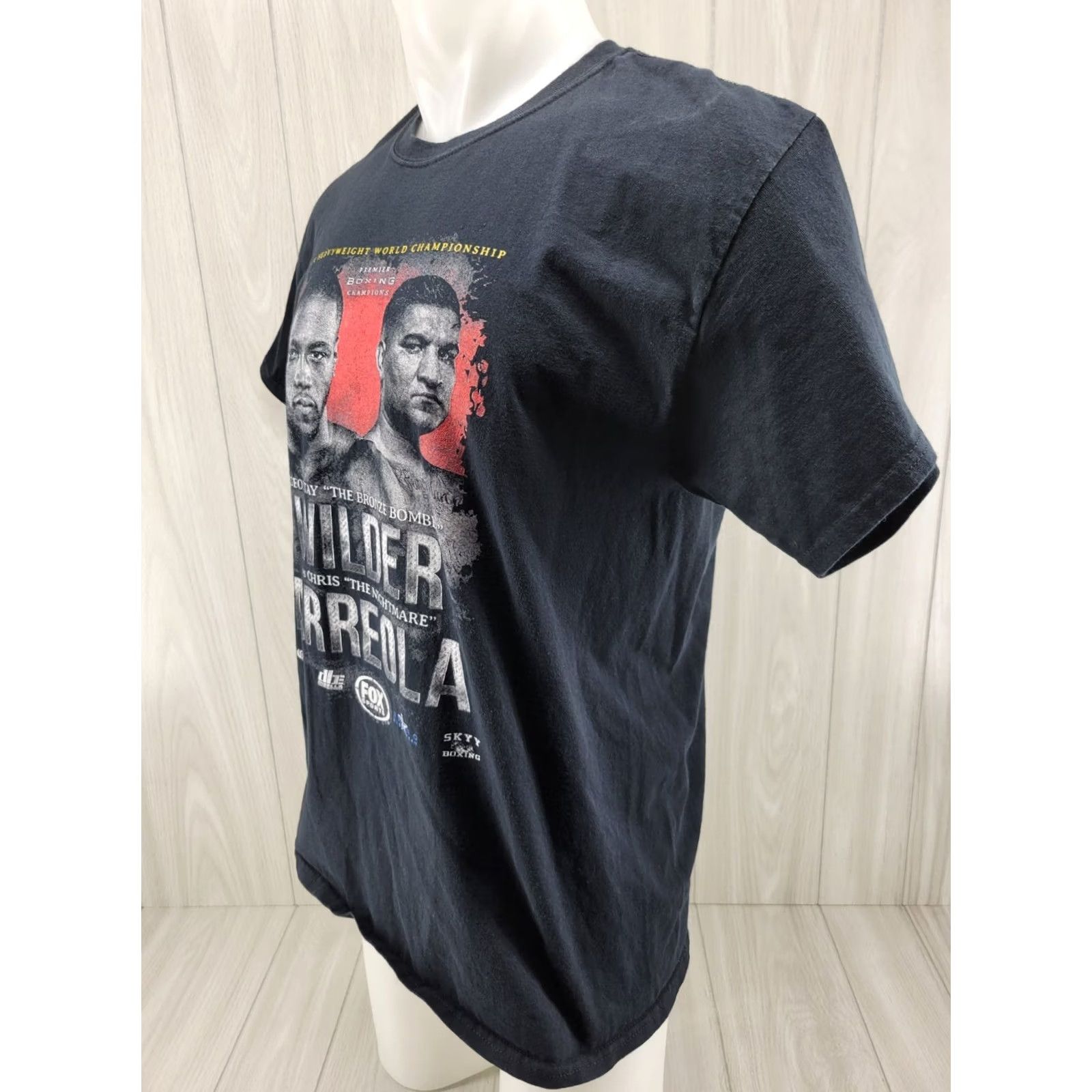 Gildan Deontay Wilder vs Chris Arreola Boxing Championship Shirt L Black Mens Short Sleeve T-Shirt Gildan Size US L / EU 52-54 / 3 - 3 Thumbnail