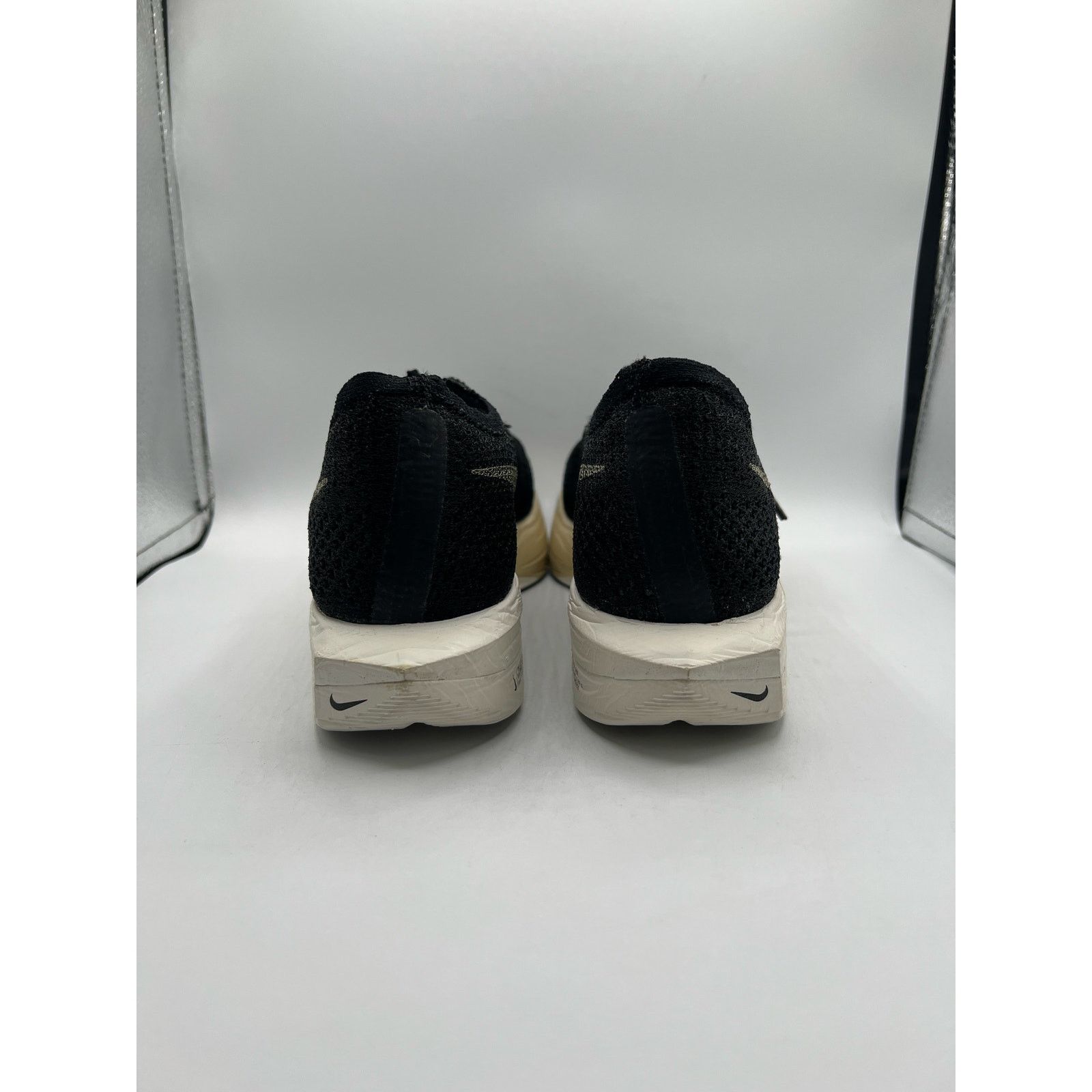 Nike Nike ZoomX VaporFly Next %3 “Black Metallic Gold Grain” Size US 6 / EU 39 - 4 Thumbnail