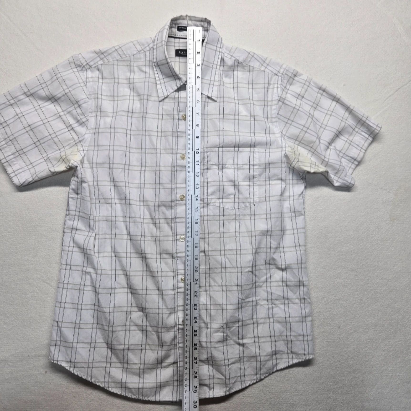 Van Heusen VINTAGE Van Heusen Men's Short Sleeve Button-Up Shirt Cotton Blend Check 15.5 Preppy Style Size US M / EU 48-50 / 2 - 6 Thumbnail