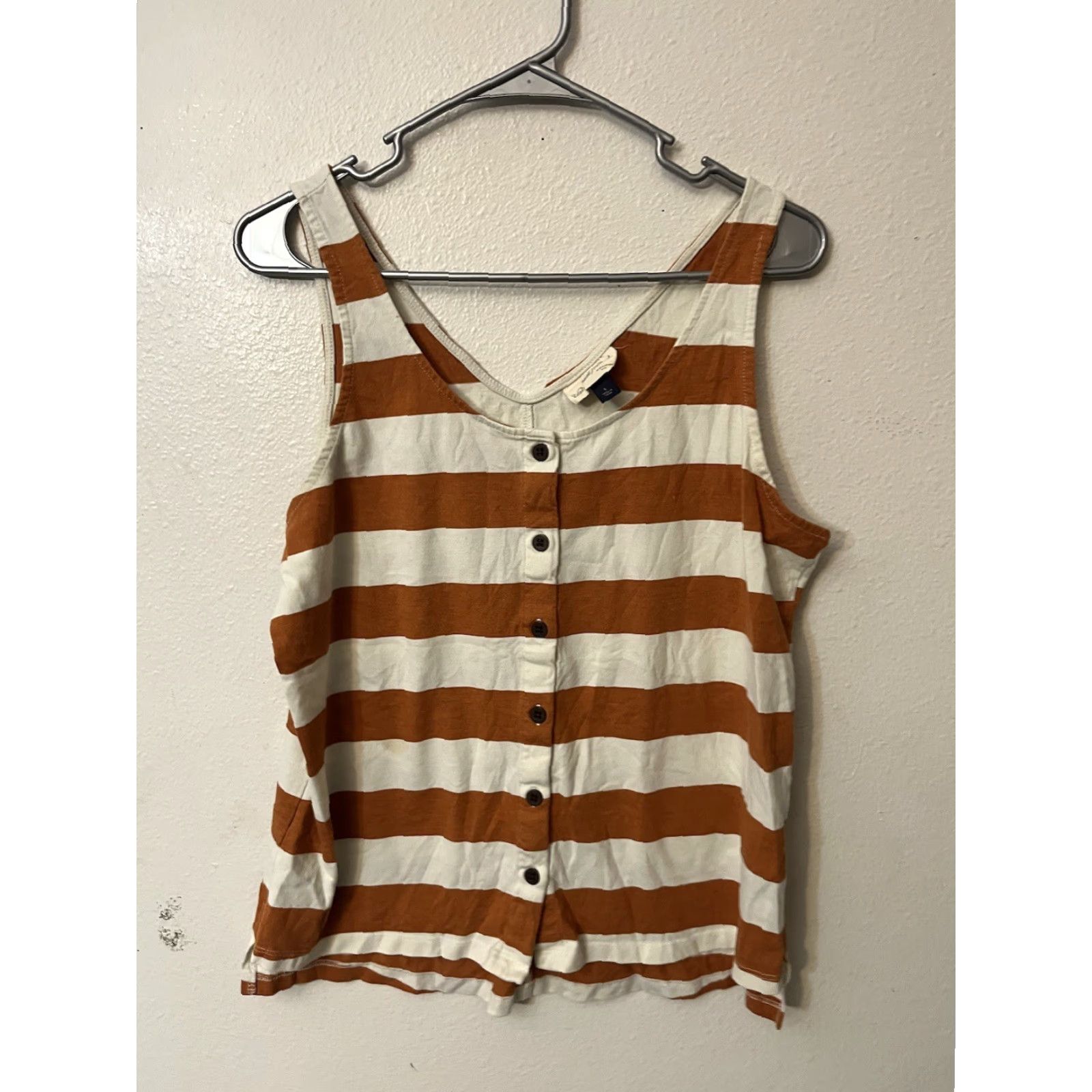 Vintage VINTAGE Universal Thread Tank Top Womens L White Orange Stripe Button Front Tank Top Womens L Orange White Stripe Shirt? Size L / US 10 / IT 46 - 2 Thumbnail