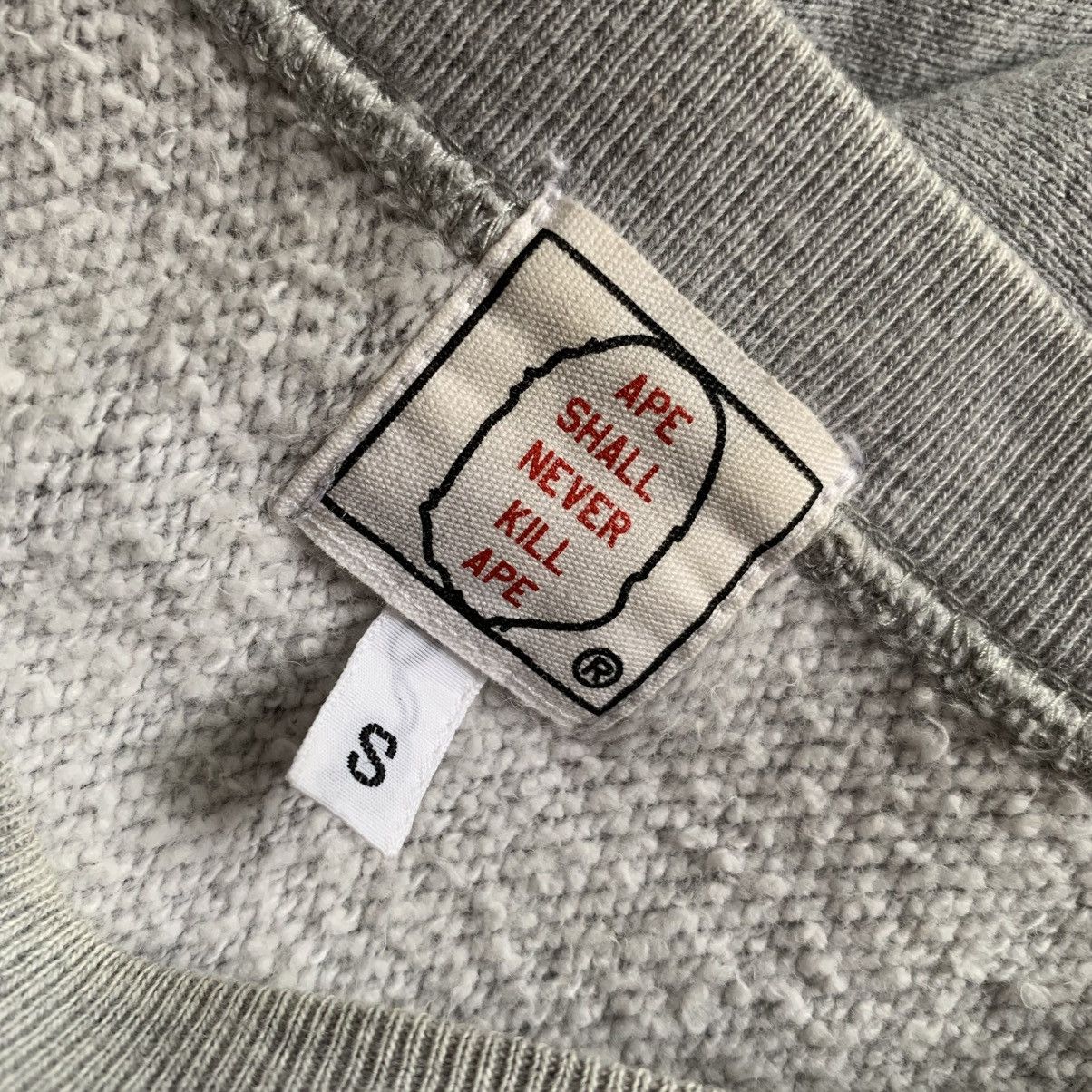 Bape Vintage BAPE A Bathing Ape Sweatshirt Size US S / EU 44-46 / 1 - 3 Thumbnail