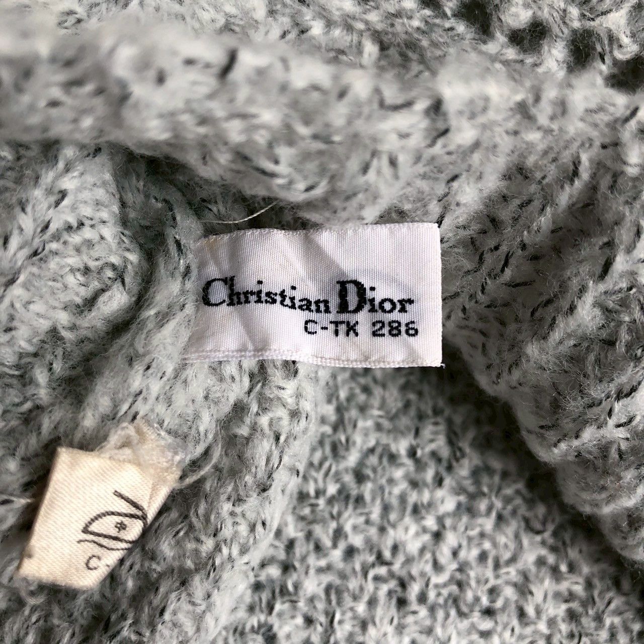 Christian Dior Monsieur Vintage 90s Christian Dior Knit Oversized Sweater Textured Size M / US 6-8 / IT 42-44 - 6 Thumbnail