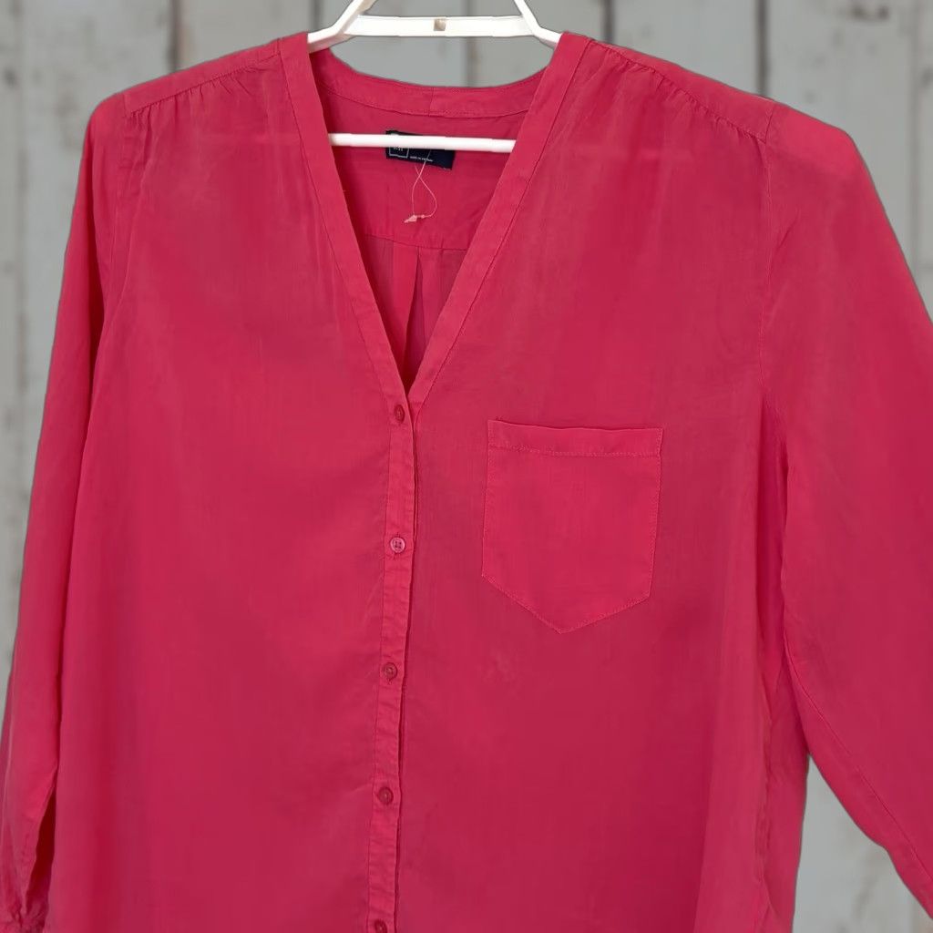 Gap Gap Button Front Shirt Womens XL Lyocell Dark Pink V-Neck Long Sleeve Size XL / US 12-14 / IT 48-50 - 1 Thumbnail
