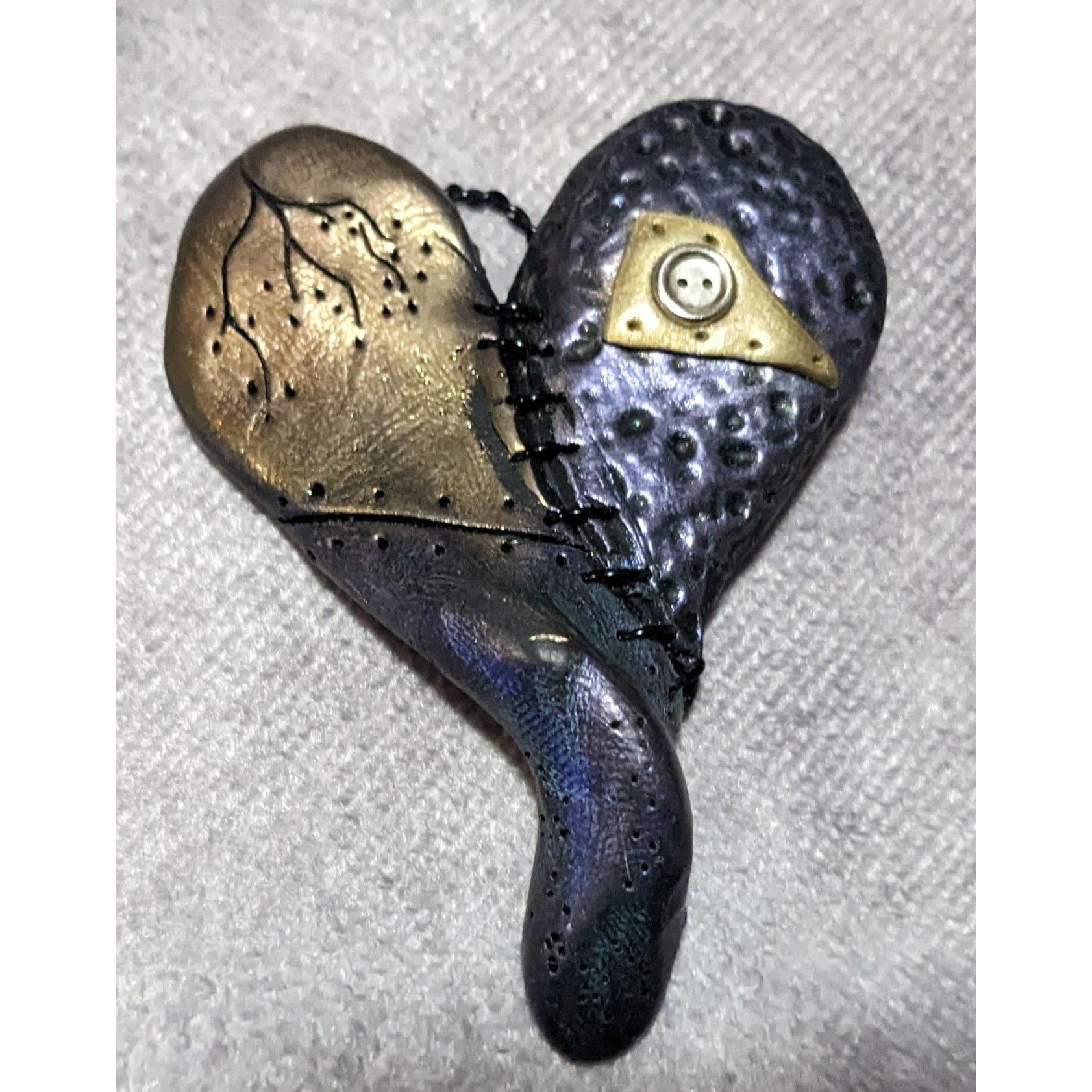 Handmade Gothic Handmade Patchwork Heart Metallic Pendant Size ONE SIZE - 6 Thumbnail