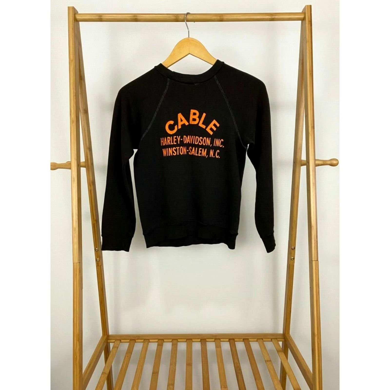 Harley Davidson VINTAGE Harley-Davidson Raglan Sweatshirt Sz S Crewneck Black Logo 80s Men (Harley-Davidson) Size US S / EU 44-46 / 1 - 2 Thumbnail