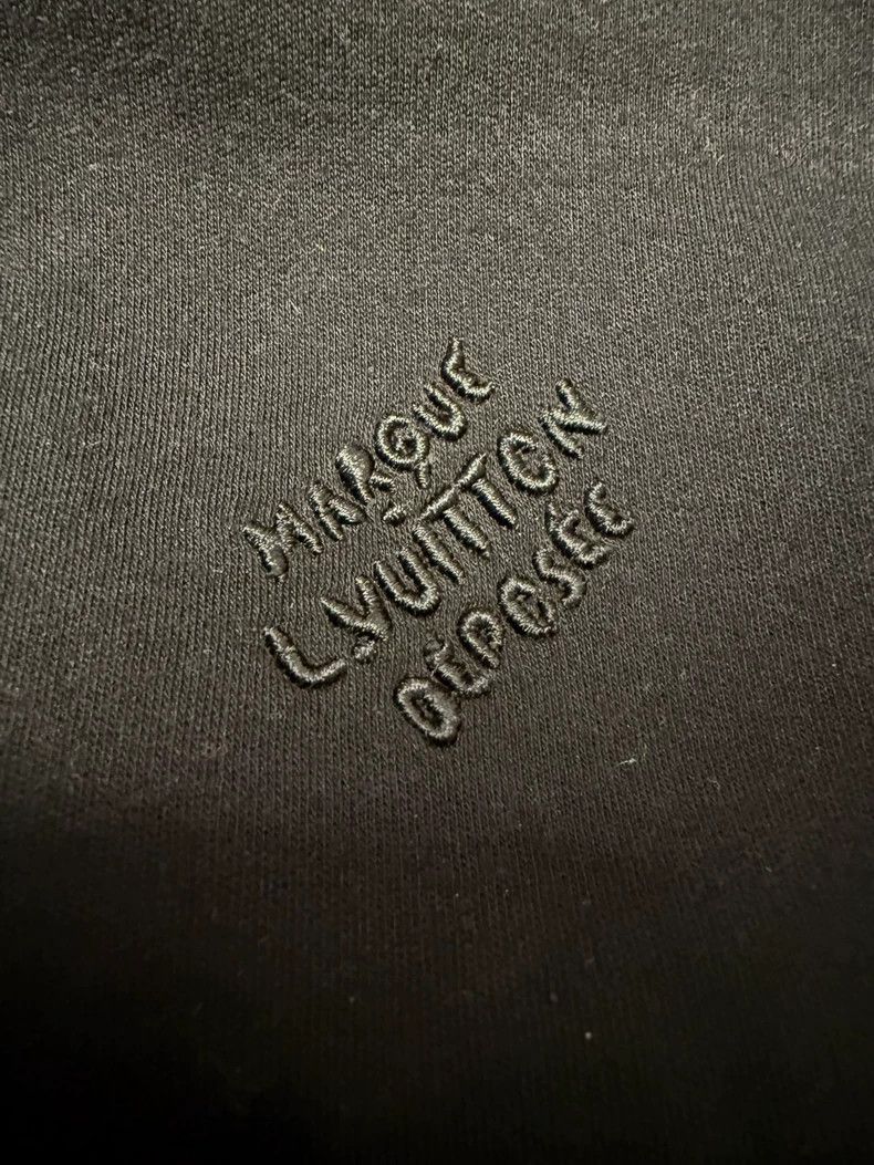 Louis Vuitton Louis Vuitton Pearl embroidered logo zippered jacket 2502-N Size US S / EU 44-46 / 1 - 3 Thumbnail