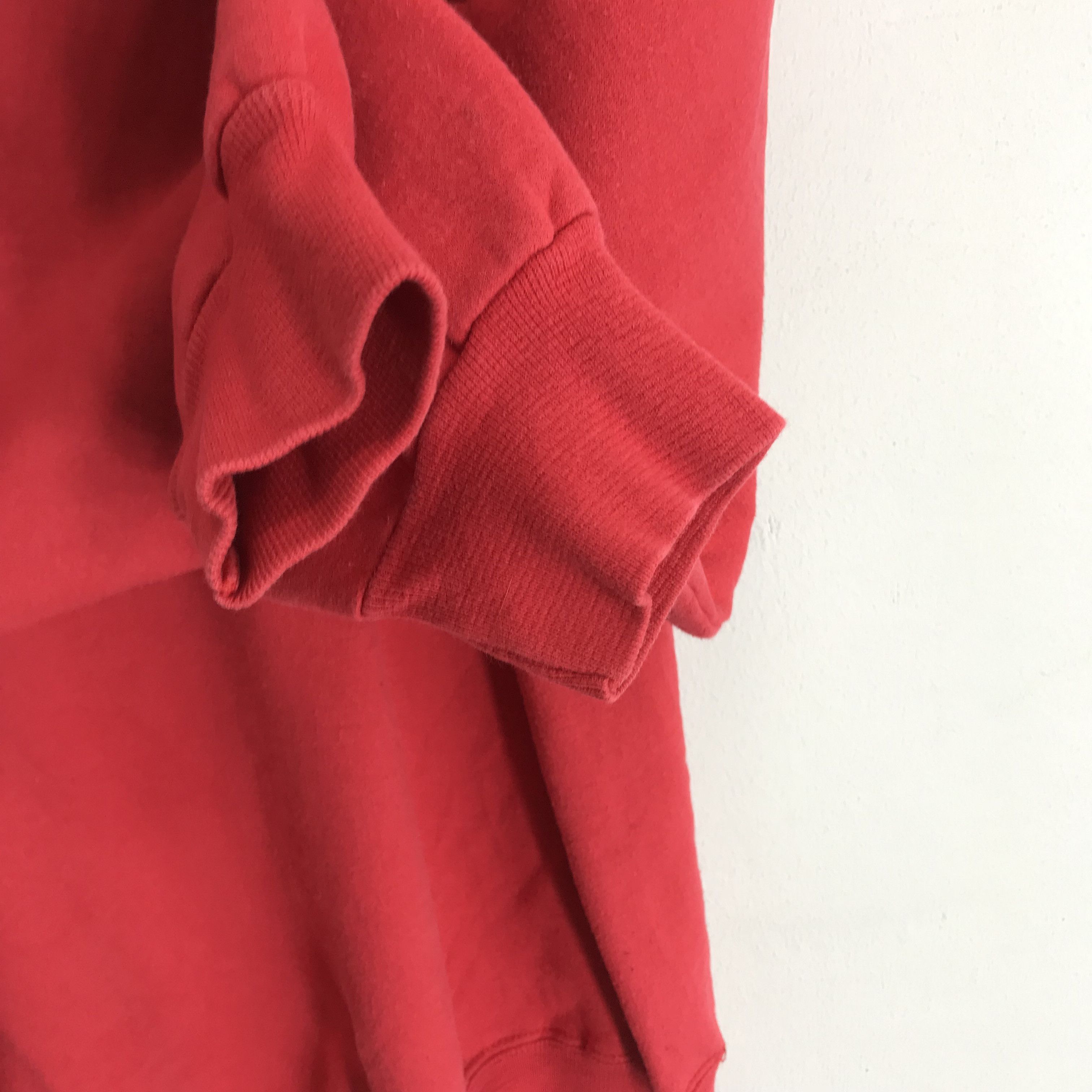 Arts & Science Vintage 90s The Art Institute Of Chicago Red Sweatshirt Size US XL / EU 56 / 4 - 6 Thumbnail