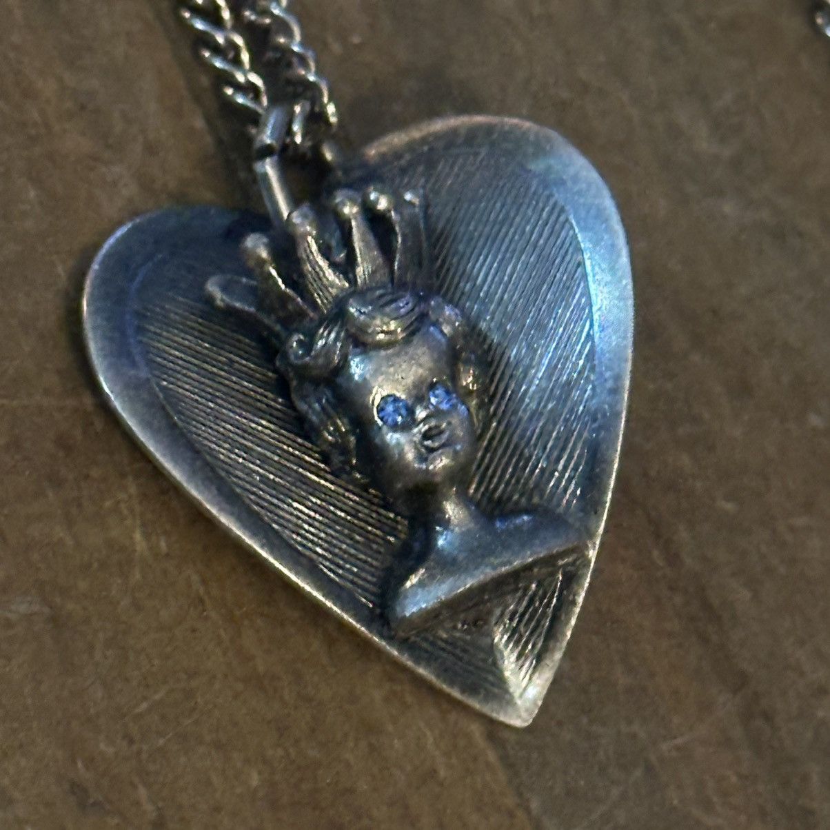 Vintage Vintage House of Borvani Princess Pride Joy pendant necklace Size ONE SIZE - 4 Thumbnail