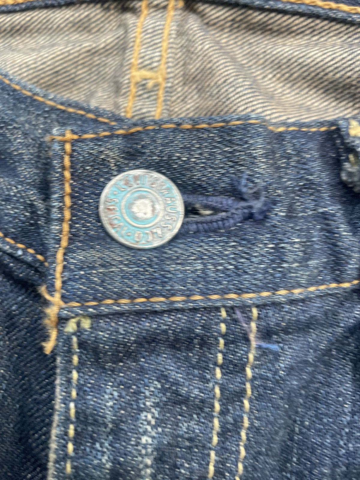 Levi's Vintage 2005 Levis 505 Japan Size US 31 - 16 Thumbnail