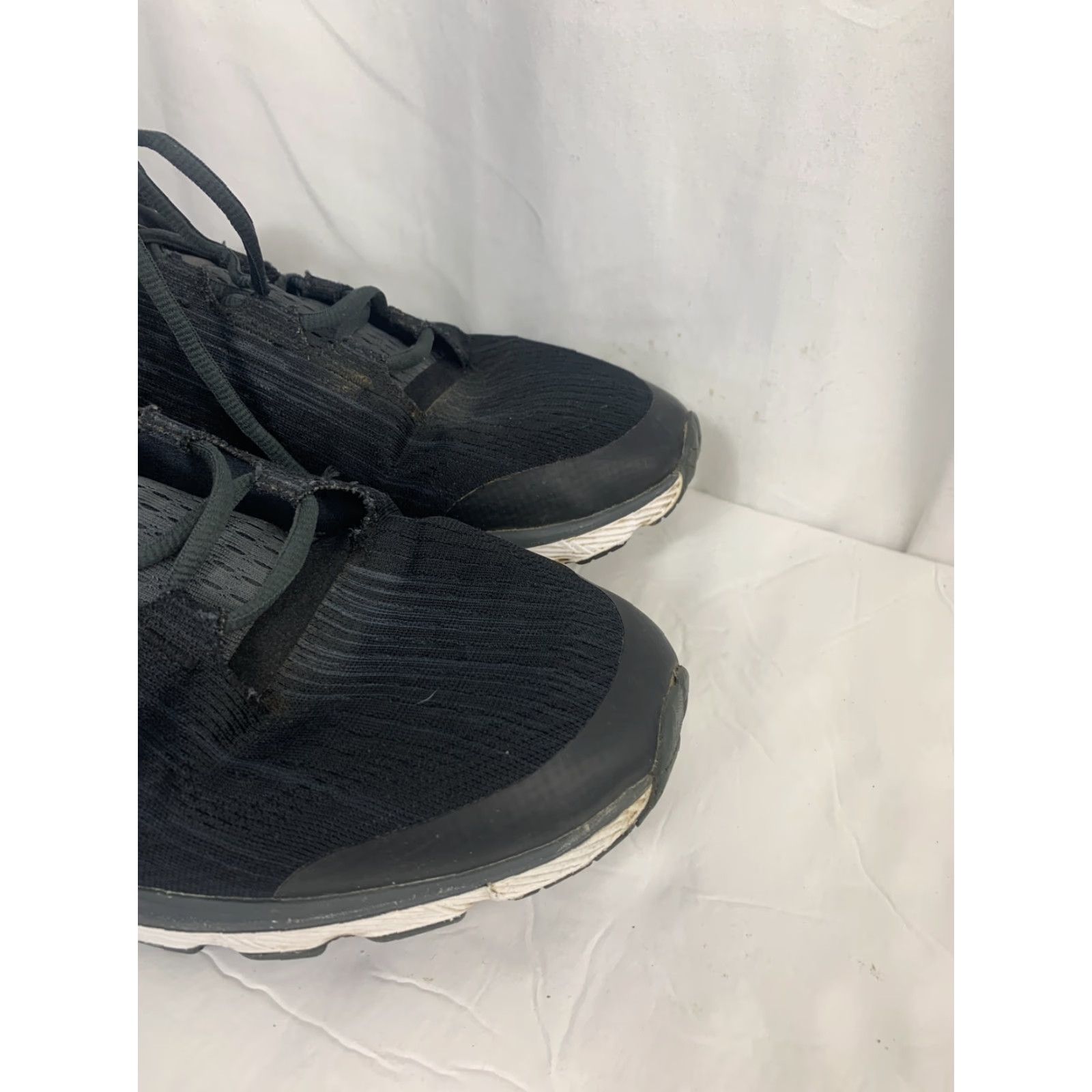 Under Armour VINTAGE Under Armour Speedform Velociti Black Graphic Mens Running Trainer 1298572 Sz 12 Size US 11 / EU 44 - 2 Thumbnail