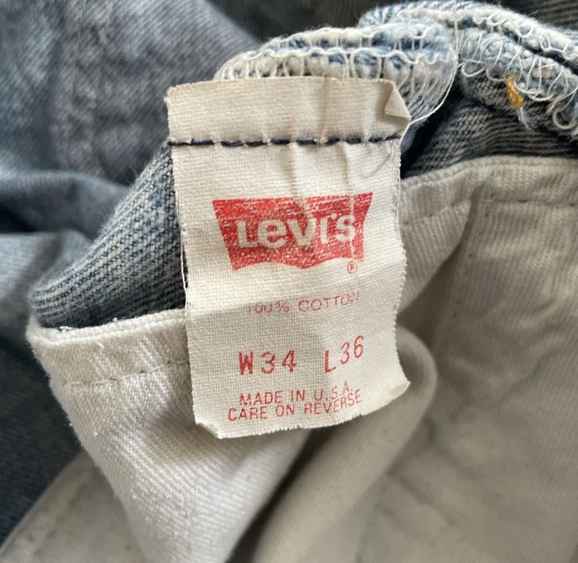 Levi's Thrashed Vintage Levis 501 Made In USA Distressed Light Wash Size US 32 / EU 48 - 5 Thumbnail