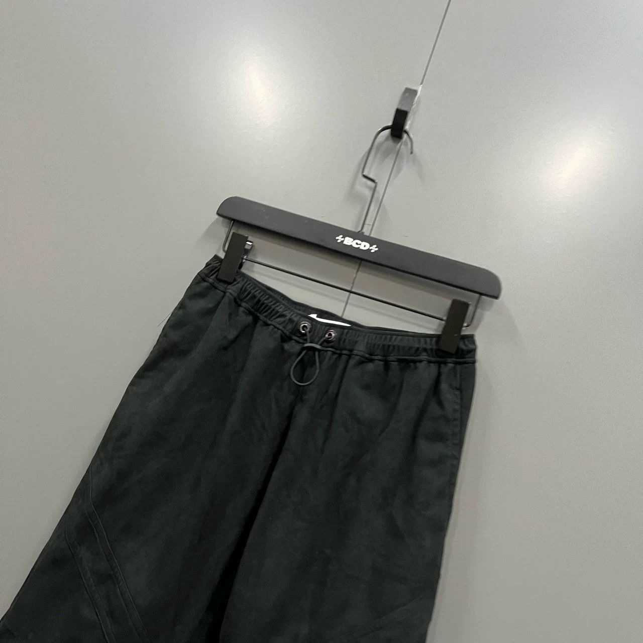 Toga TOGA Black Drawstring Cuffed Pants Size US 28 / EU 44 - 2 Thumbnail