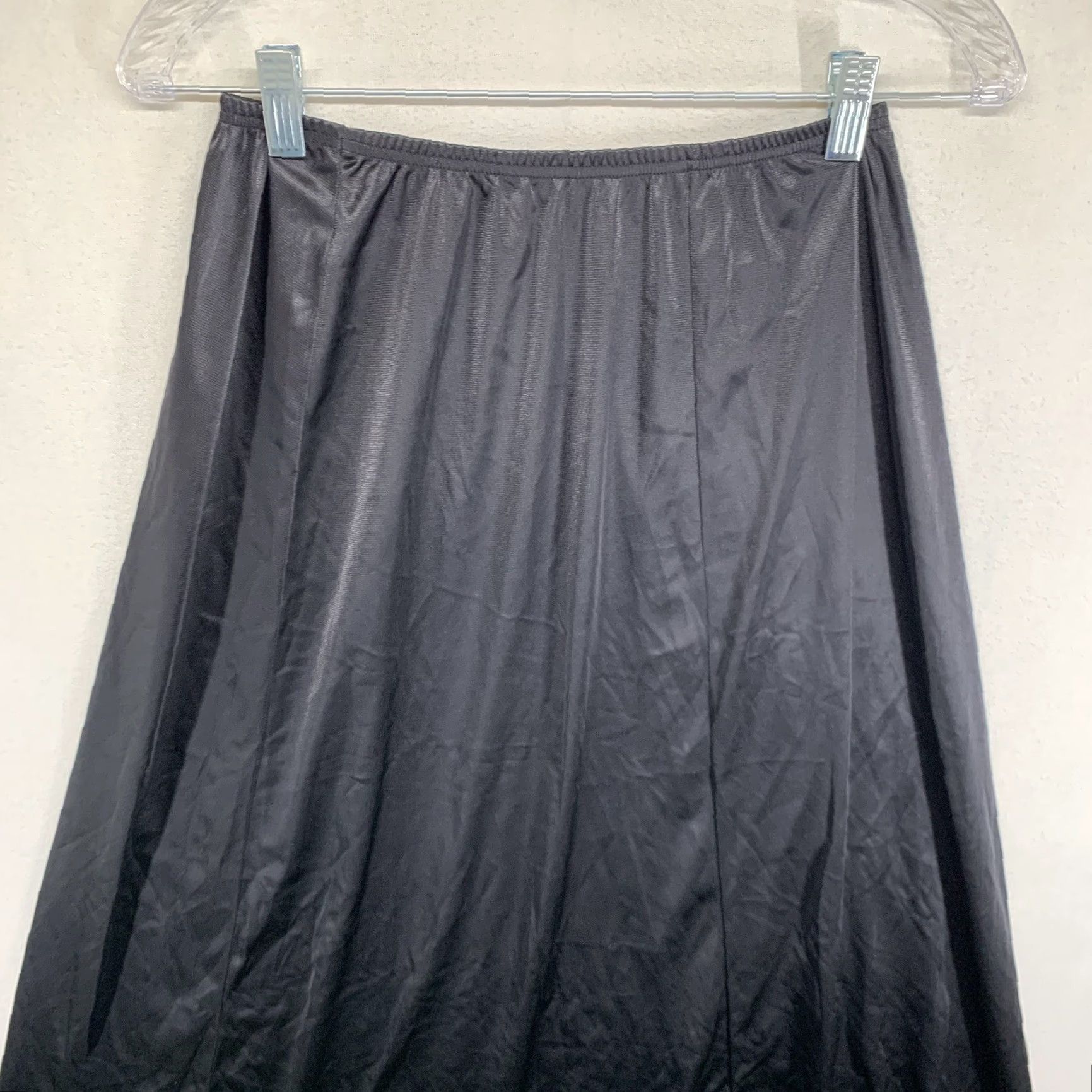 Vintage VINTAGE Vanity Fair Women's Slip Black Nylon 1970s Medium 30in Rockabilly Made in USA Size ONE SIZE - 7 Thumbnail