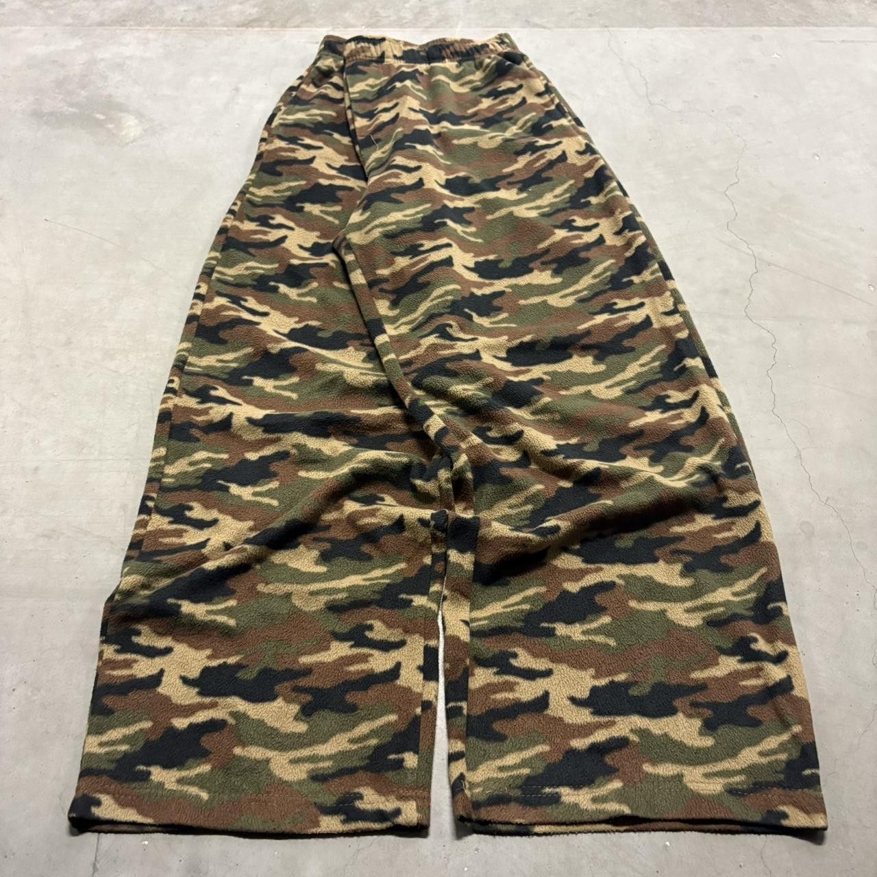 Vintage Crazy Vintage Y2K/2000s Super Baggy Wideleg Highland Camo Grunge Sweatpants! Size US 40 / EU 56 - 2 Thumbnail