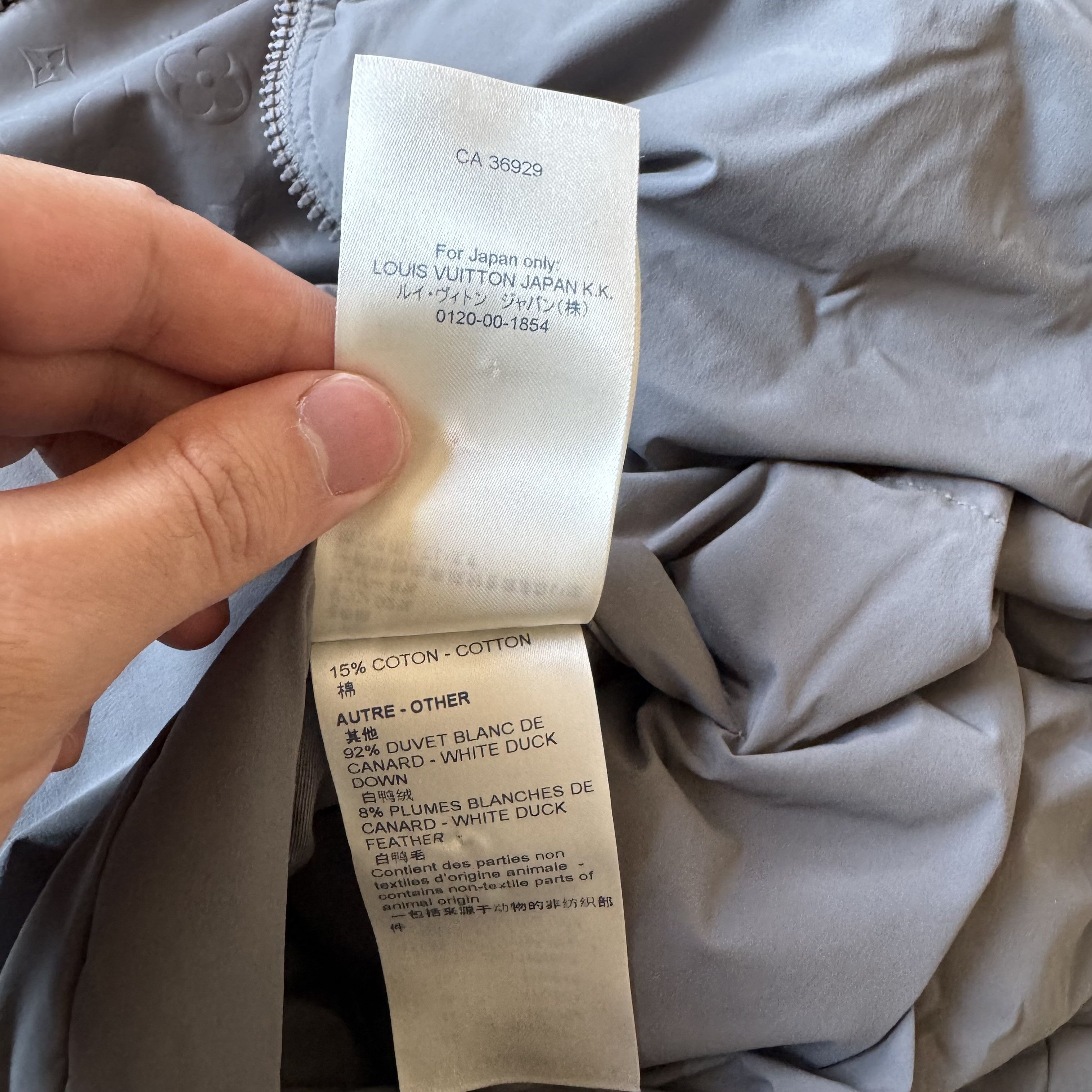 Louis Vuitton Louis Vuitton - Reversible Monogram Down Jacket - Grey Size US XL / EU 56 / 4 - 13 Thumbnail