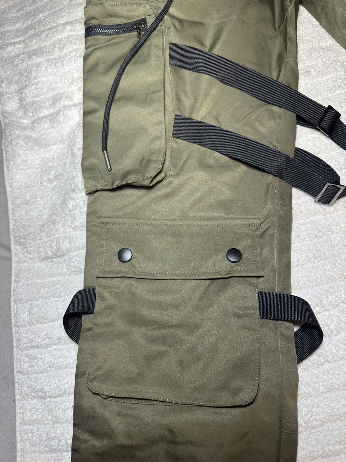 Designer × EPTM. × Travis Scott EPTM LA Brand Cargo track pants Size US 30 / EU 46 - 4 Thumbnail