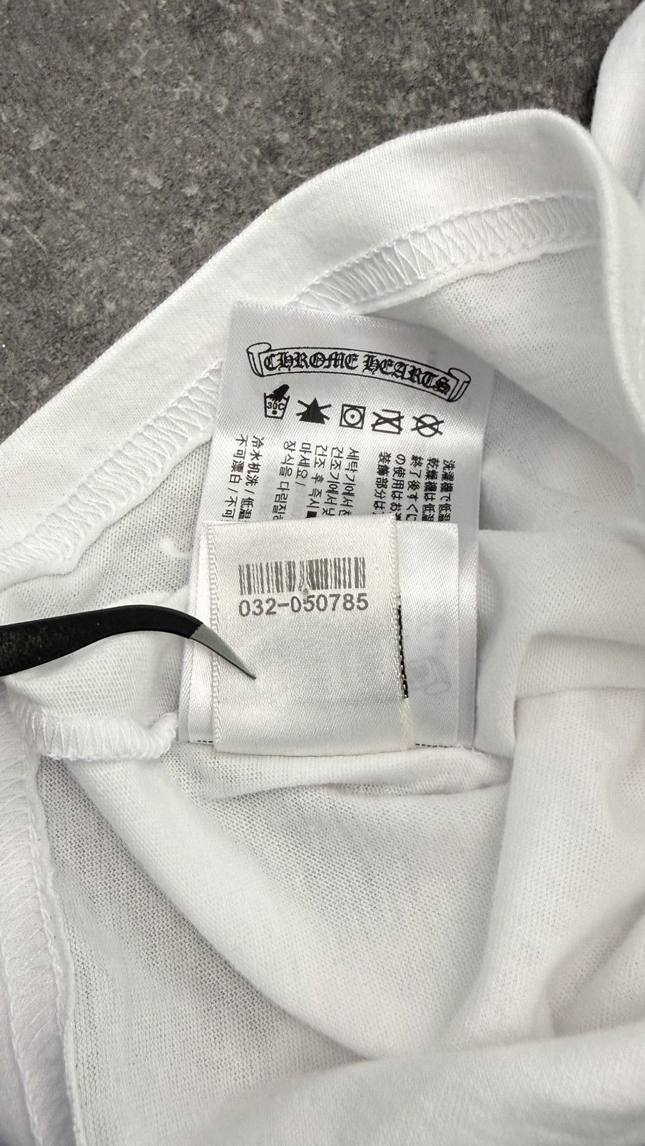 Chrome Hearts Chrome Hearts KIDS Horseshoe Floral Long Sleeve White Size US XXS / EU 40 - 11 Thumbnail