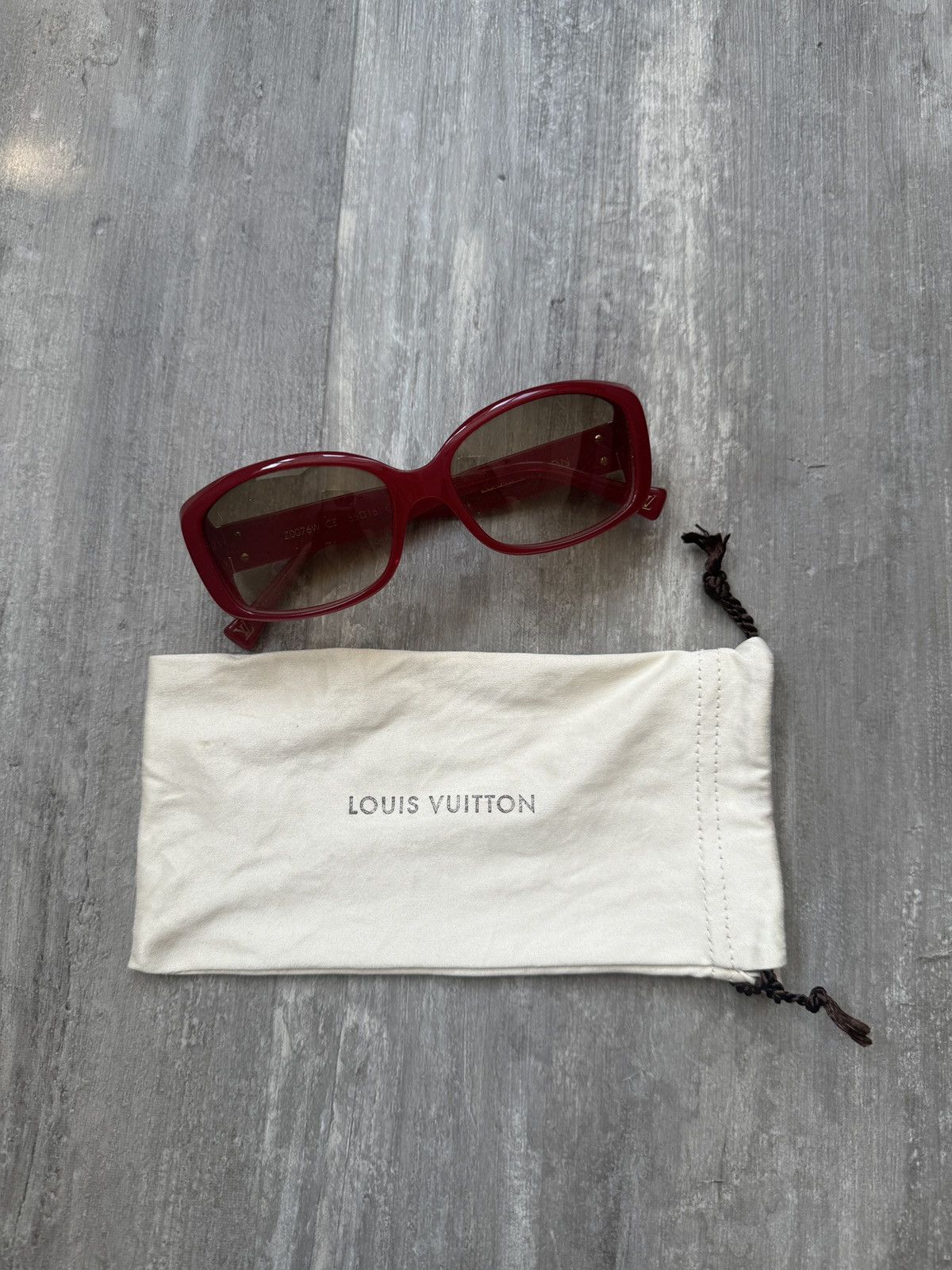 Louis Vuitton Y2K Louis Vuitton Red Sunglasses-Z0076W Size ONE SIZE - 1 Thumbnail