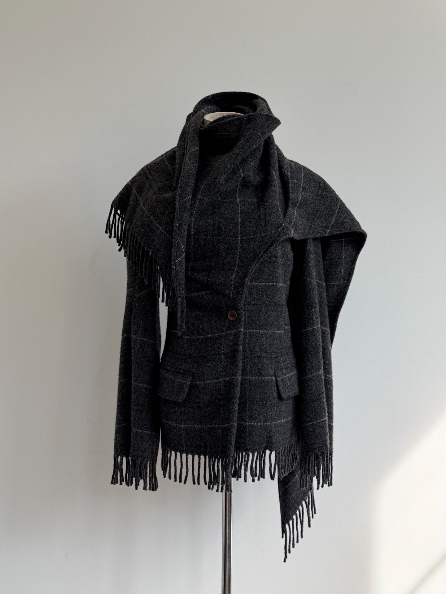Alexander McQueen Alexander McQueen 1999 AW Overlook Wool Coat Size US XXS / EU 40 - 1 Thumbnail