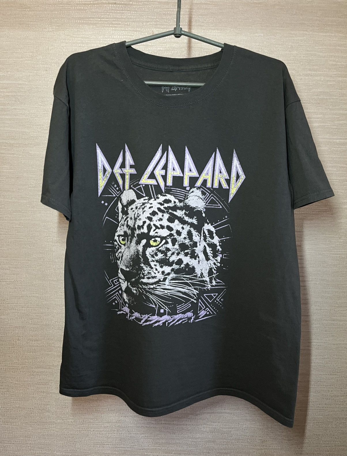 Other Def Leppard Men's T-Shirt Size US L / EU 52-54 / 3 - 1 Thumbnail