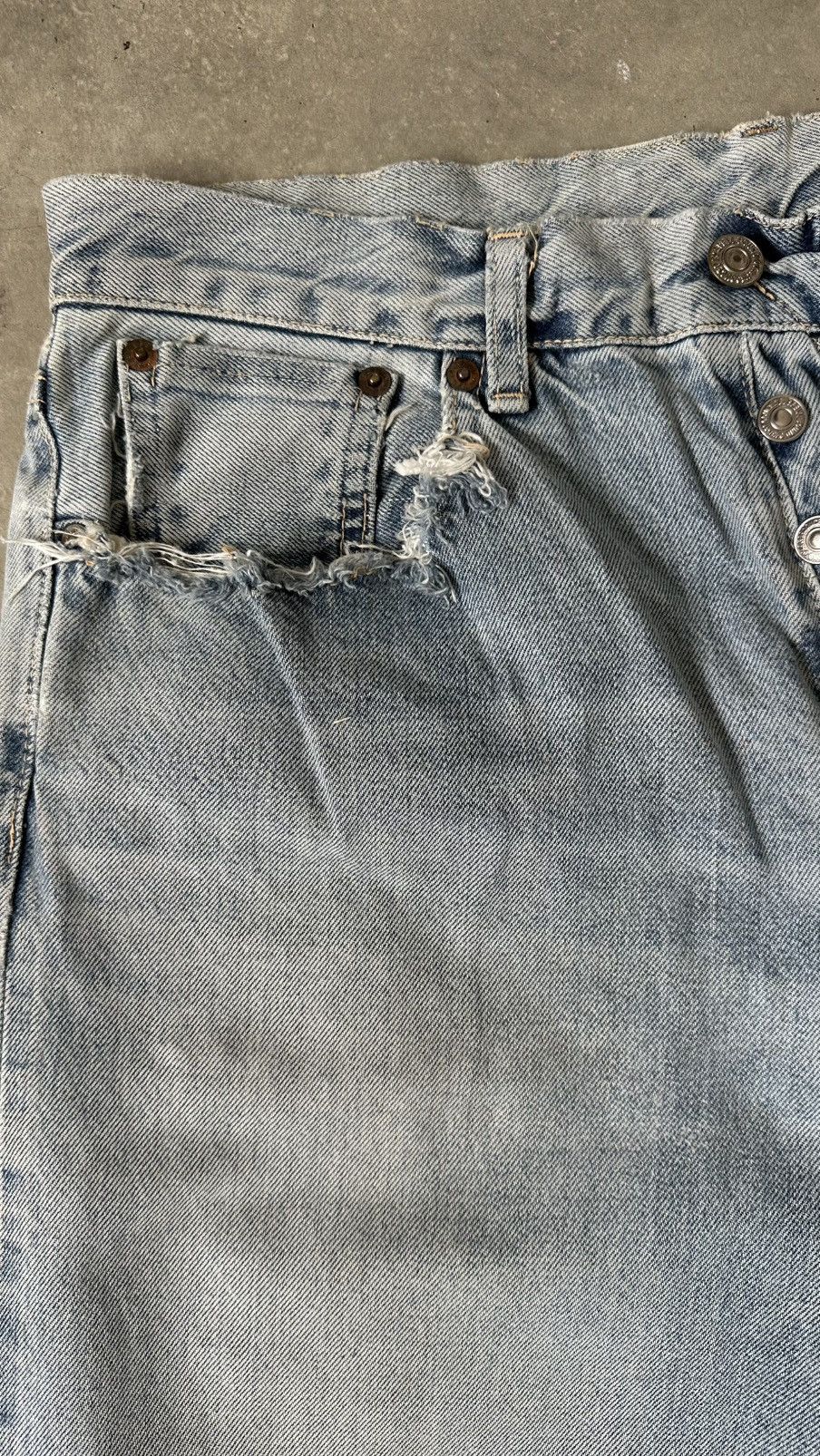 Spellbound VINTAGE LEVIS BUTTON SPELLBOUND DISTRESSED SELVEDGE PANT Size US 34 / EU 50 - 5 Thumbnail