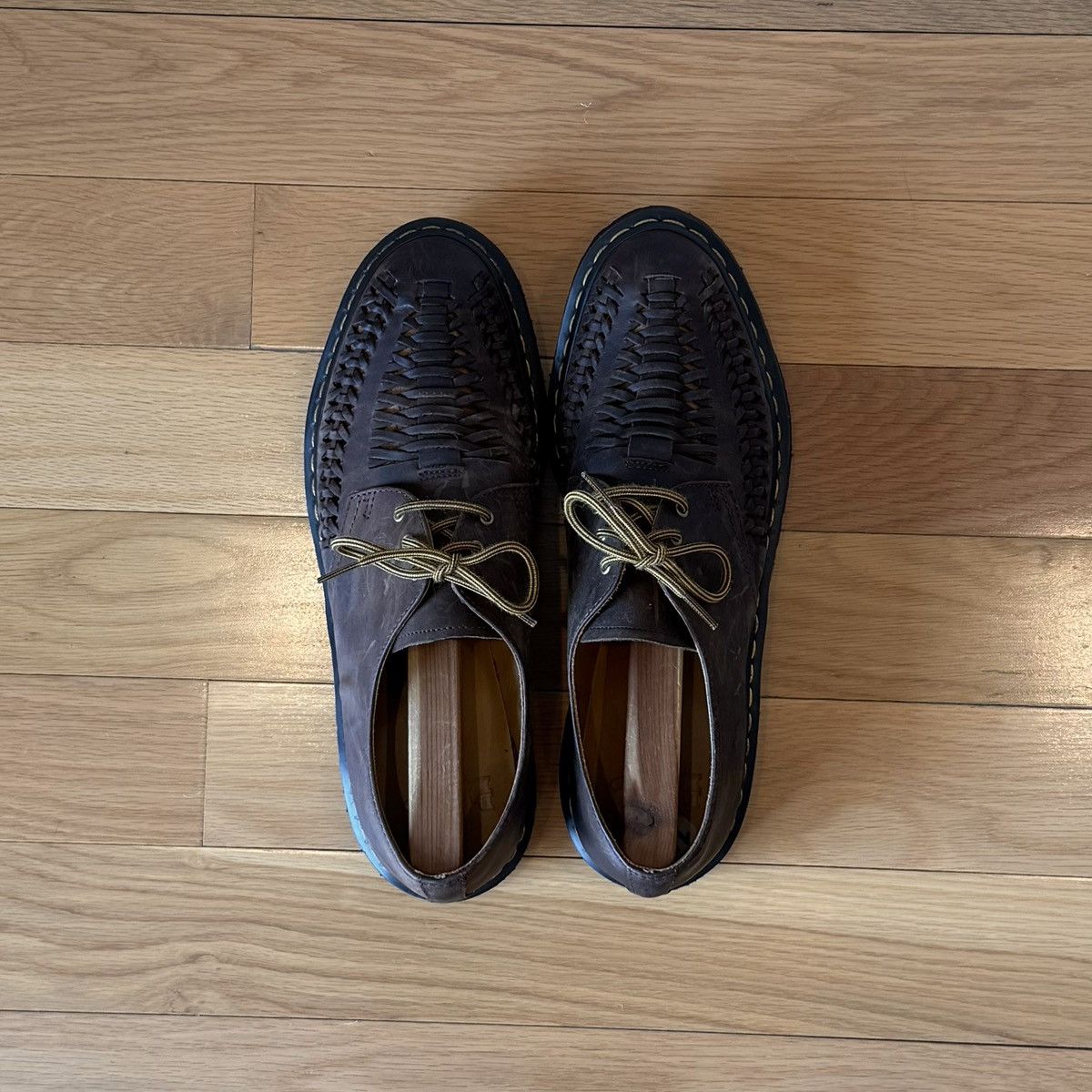 Dr. Martens Dr. Martens Ezra 3-Eye Distressed Woven Leather Oxford US 12 Size US 12 / EU 45 - 11 Thumbnail