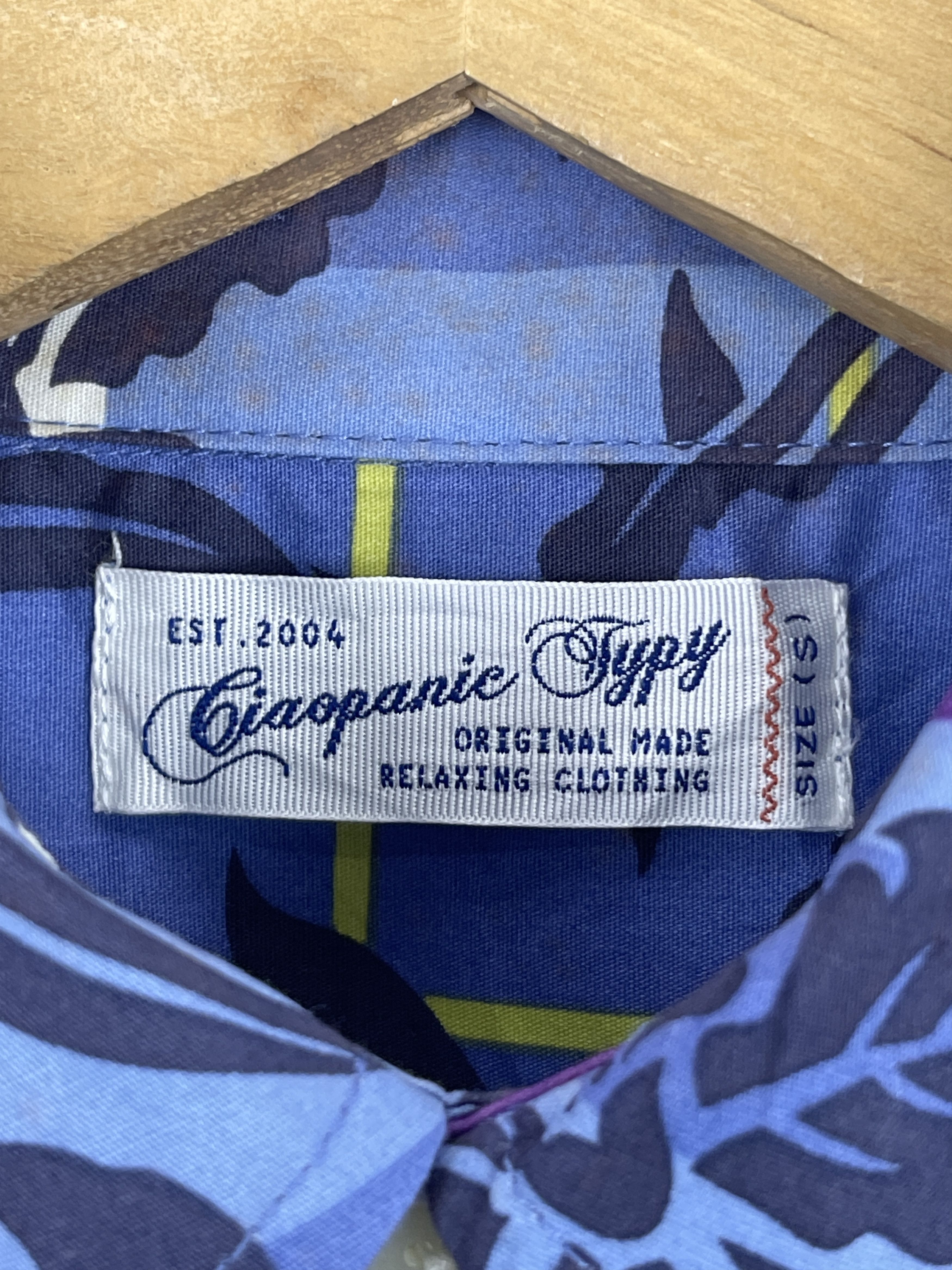 Japanese Brand × Vintage Vintage Japanese Brand Floral Design Shirt TA0410 Size US S / EU 44-46 / 1 - 5 Thumbnail