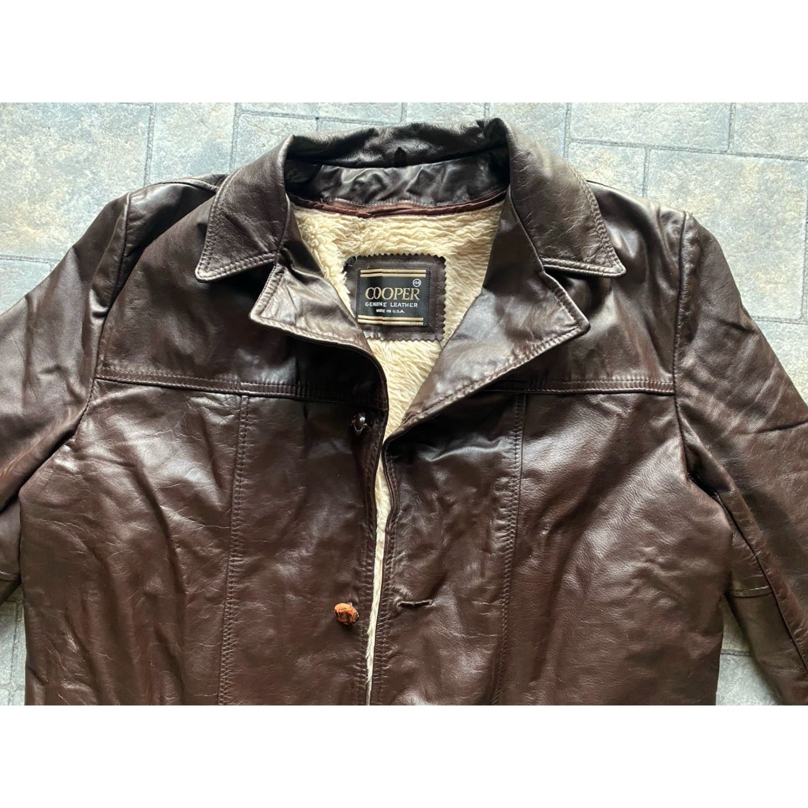Vintage VINTAGE Cooper Leather Coat Men Coat 44 Regular Brown Lined Button Missing VTG USA Size US S / EU 44-46 / 1 - 4 Thumbnail