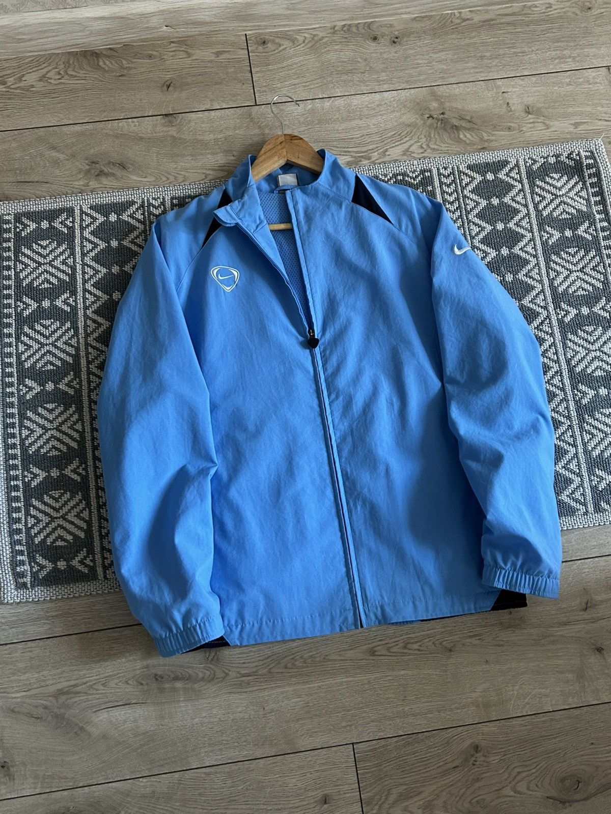 Nike Nike Vintage 2000's mans blue jacket size S Size US S / EU 44-46 / 1 - 1 Thumbnail
