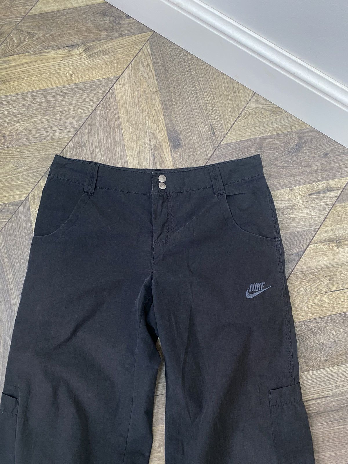 Nike × Vintage Vintage Nike Women’s Cargo Pants Size 30" / US 8 / IT 44 - 6 Thumbnail