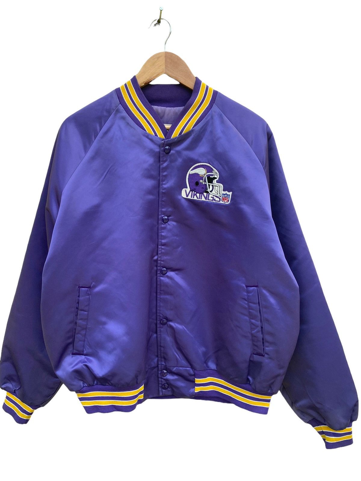 NFL Vintage minnesota viking nfl chalk line satin bomber jacket Size US XL / EU 56 / 4 - 3 Thumbnail