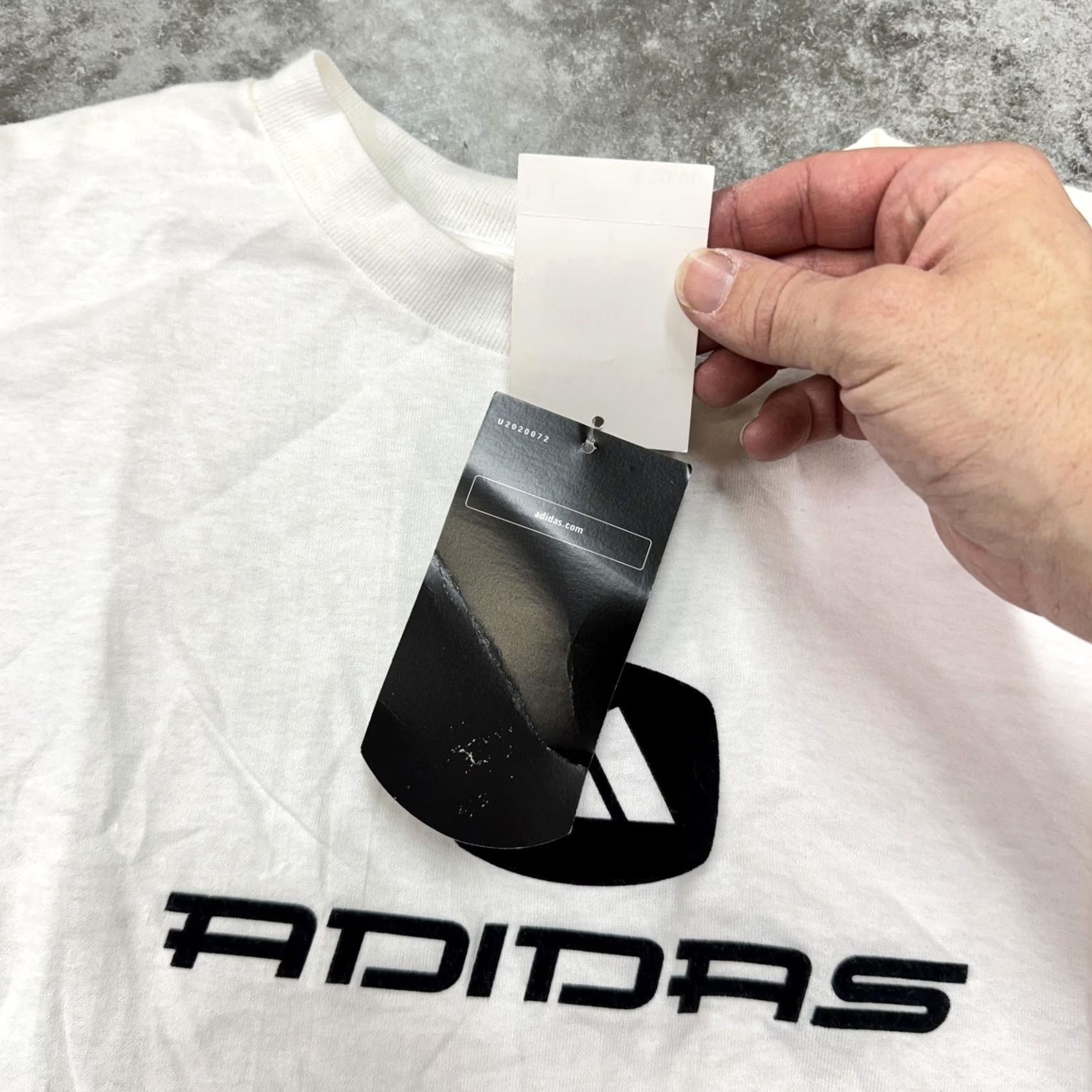 Adidas Adidas Shirt Mens Large Crewneck Graphic Print Tee White Short Sleeve Vintage No Size US L / EU 52-54 / 3 - 4 Thumbnail