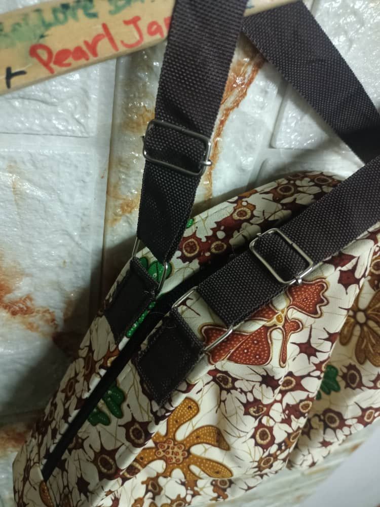 Vintage Vintage Handmade Shoulder Bag Floral And Flower Motif Size ONE SIZE - 4 Thumbnail