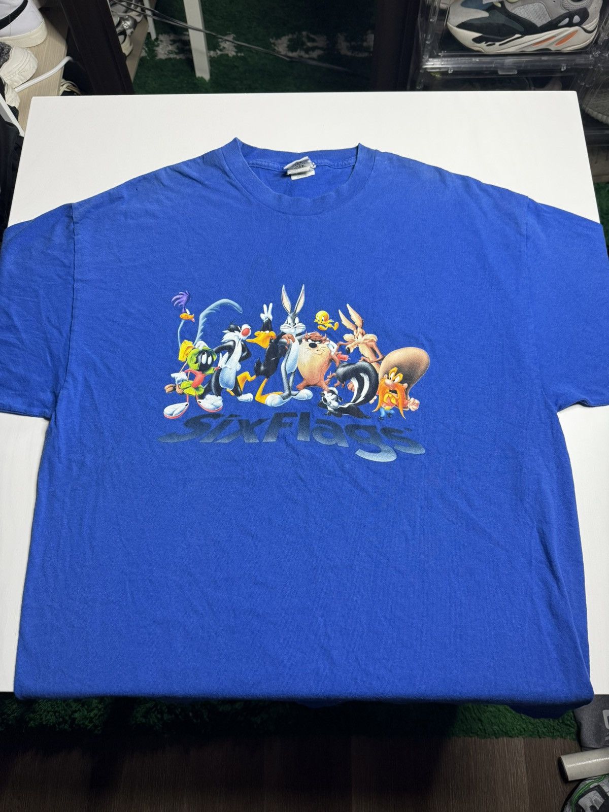 Vintage VINTAGE 1990's Six Flags Looney Tunes Tee “Blue” (XL) Size US XL / EU 56 / 4 - 2 Thumbnail