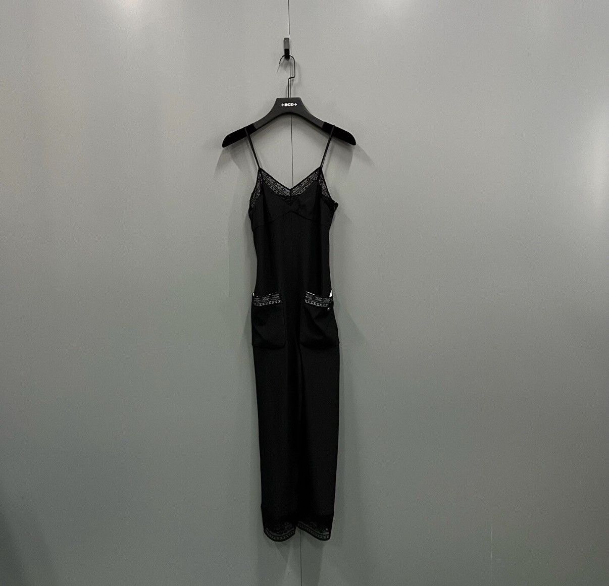 Chanel Chanel Black Lace Neckline Slip Dress J41 Size XS / US 0-2 / IT 36-38 - 1 Thumbnail