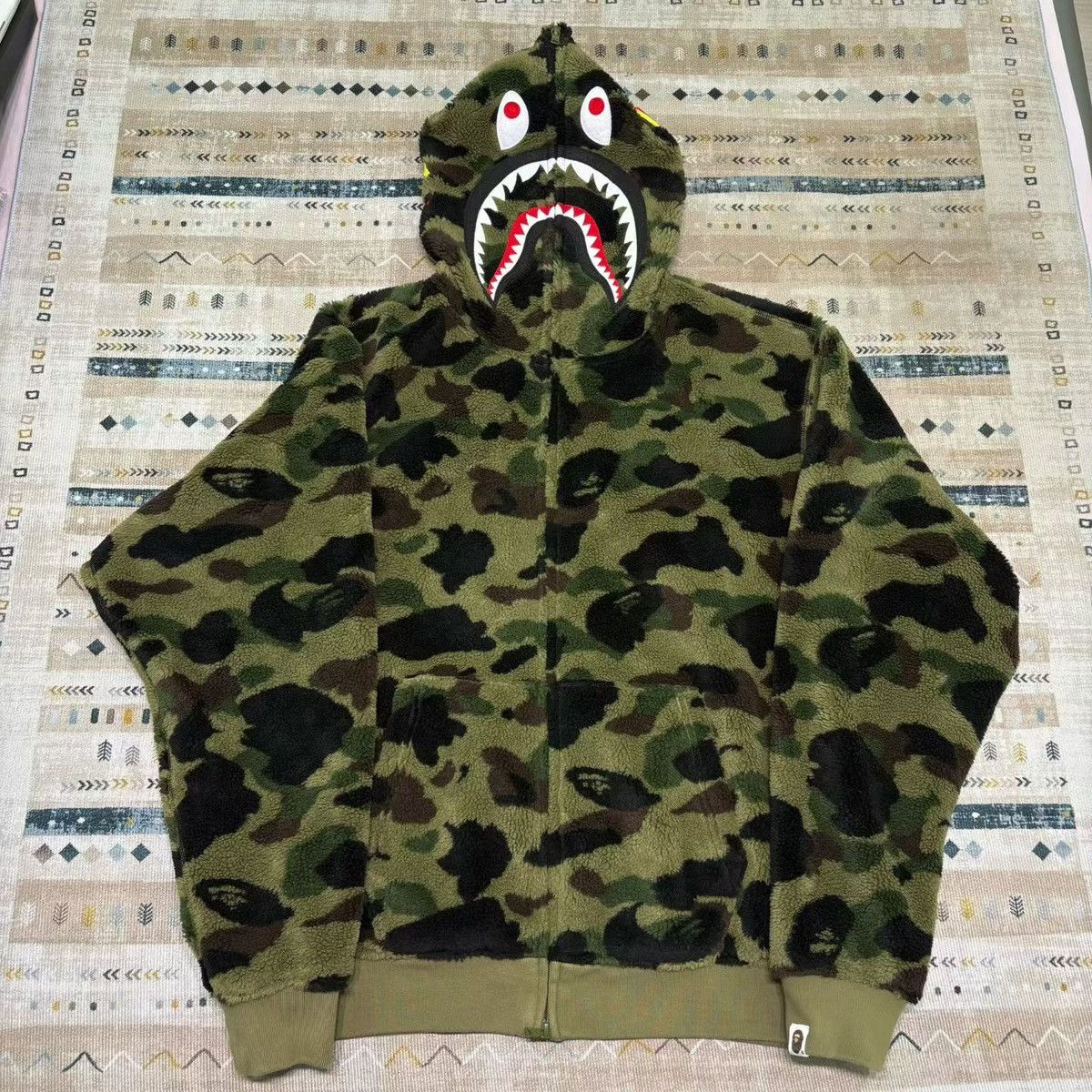Bape BAPE CAMO SHARK FULL ZIP HOODIE Size US L / EU 52-54 / 3 - 1 Thumbnail