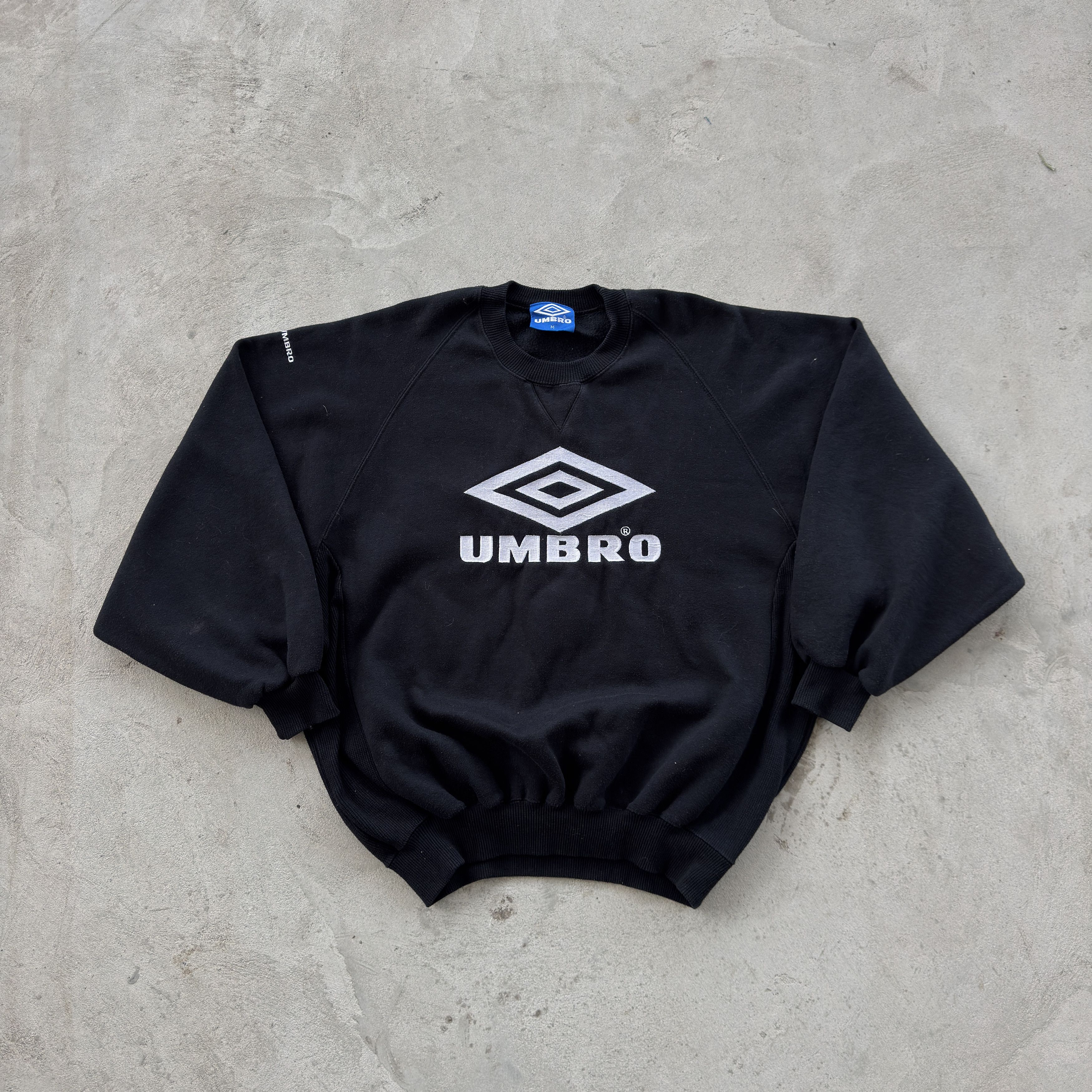 Umbro Vintage Umbro Sweatshirt Big Logo Pullover Y2K Size US M / EU 48-50 / 2 - 1 Thumbnail