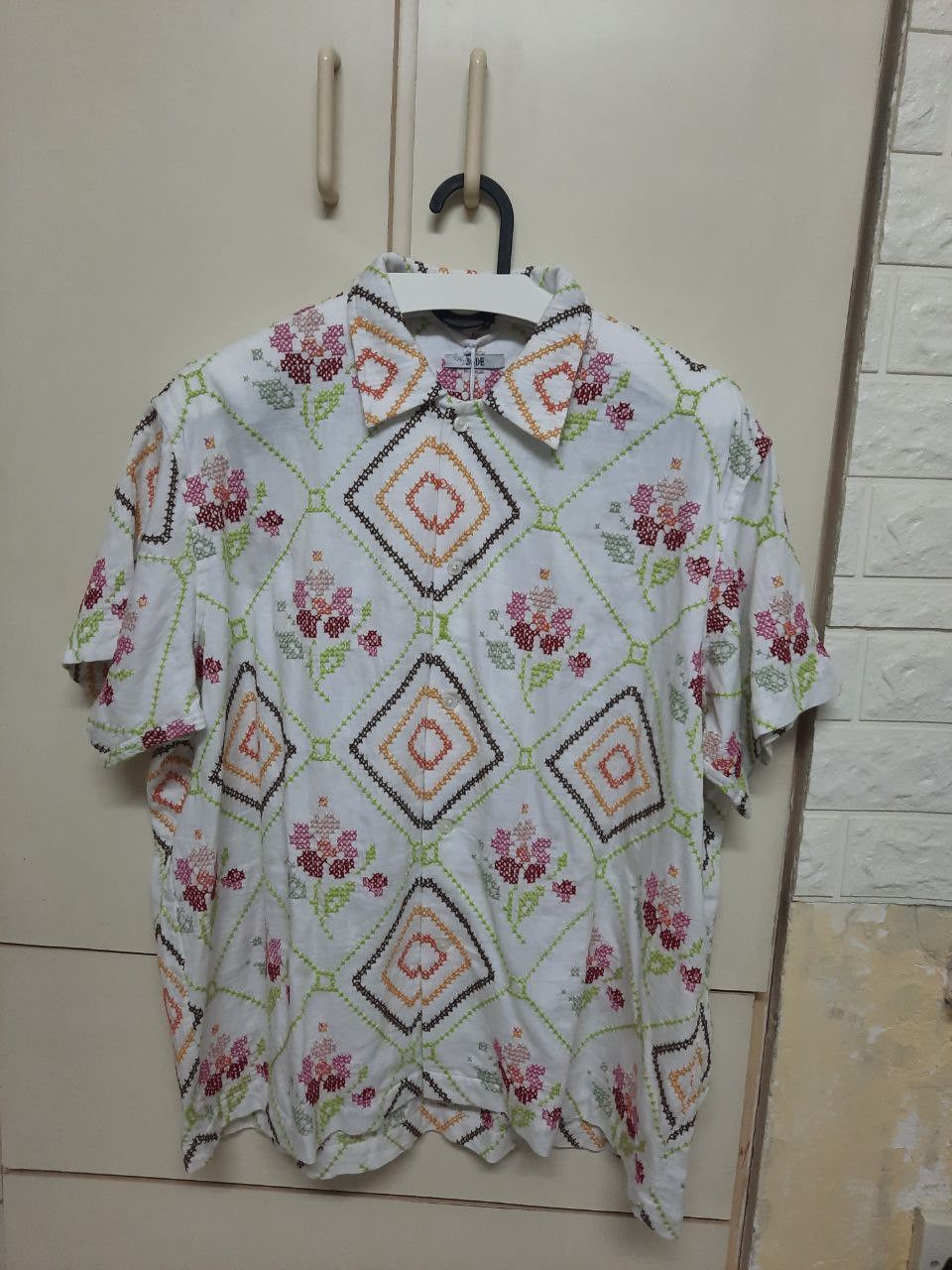 Bode *New* Needlepoint Begonia Short Sleeve Shirt Size US L / EU 52-54 / 3 - 1 Thumbnail