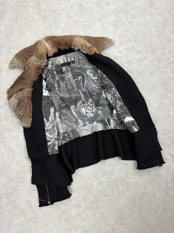 Just Cavalli AW2005 Cavalli Rabbit Fur Collar Asymmetrical Black Wool Jacket Size M / US 6-8 / IT 42-44 - 7 Thumbnail