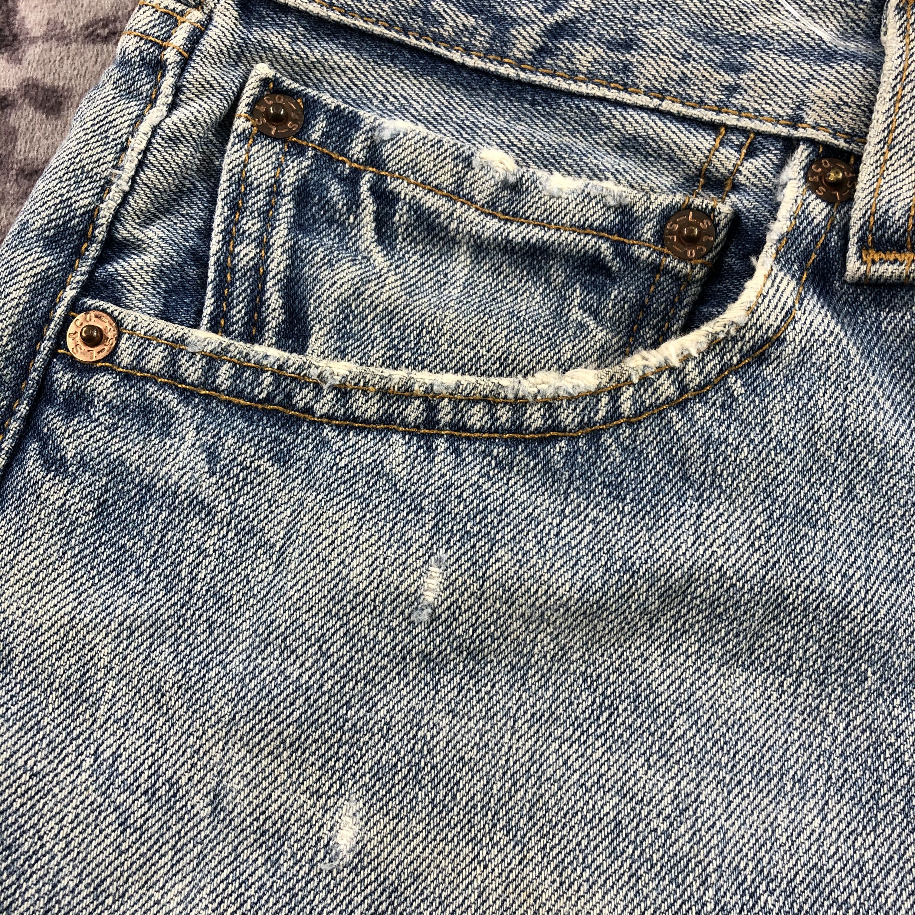 Levi's Vintage 90s Blue Wash Levis 501 Jeans-JM2856 Size US 35 - 11 Thumbnail