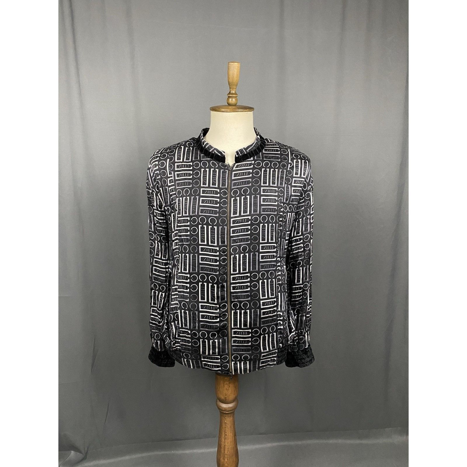 Zilli Zilli Vintage Auth Monogram Men's Black Silk Jacket Size 52 Size US L / EU 52-54 / 3 - 3 Thumbnail